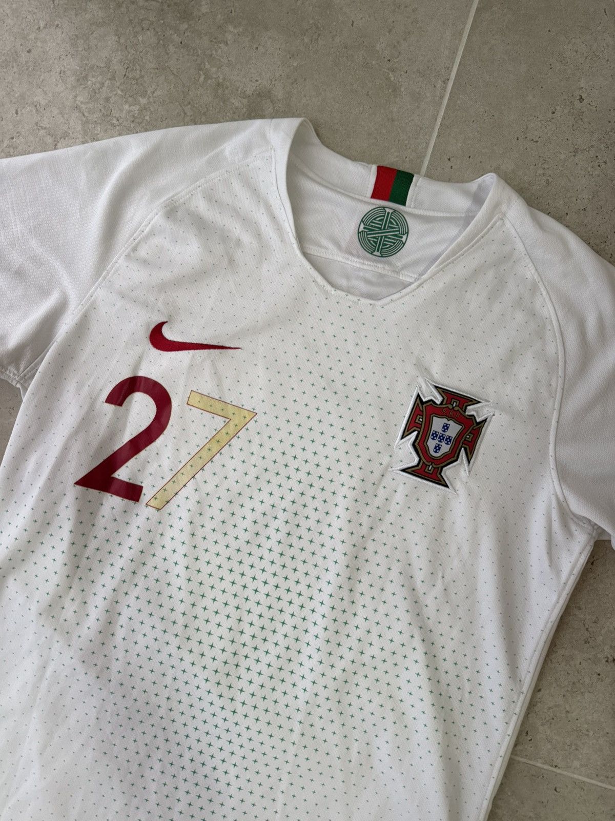 Nike NIKE PORTUGAL AWAY JERSEY Size US S / EU 44-46 / 1 - 3 Thumbnail