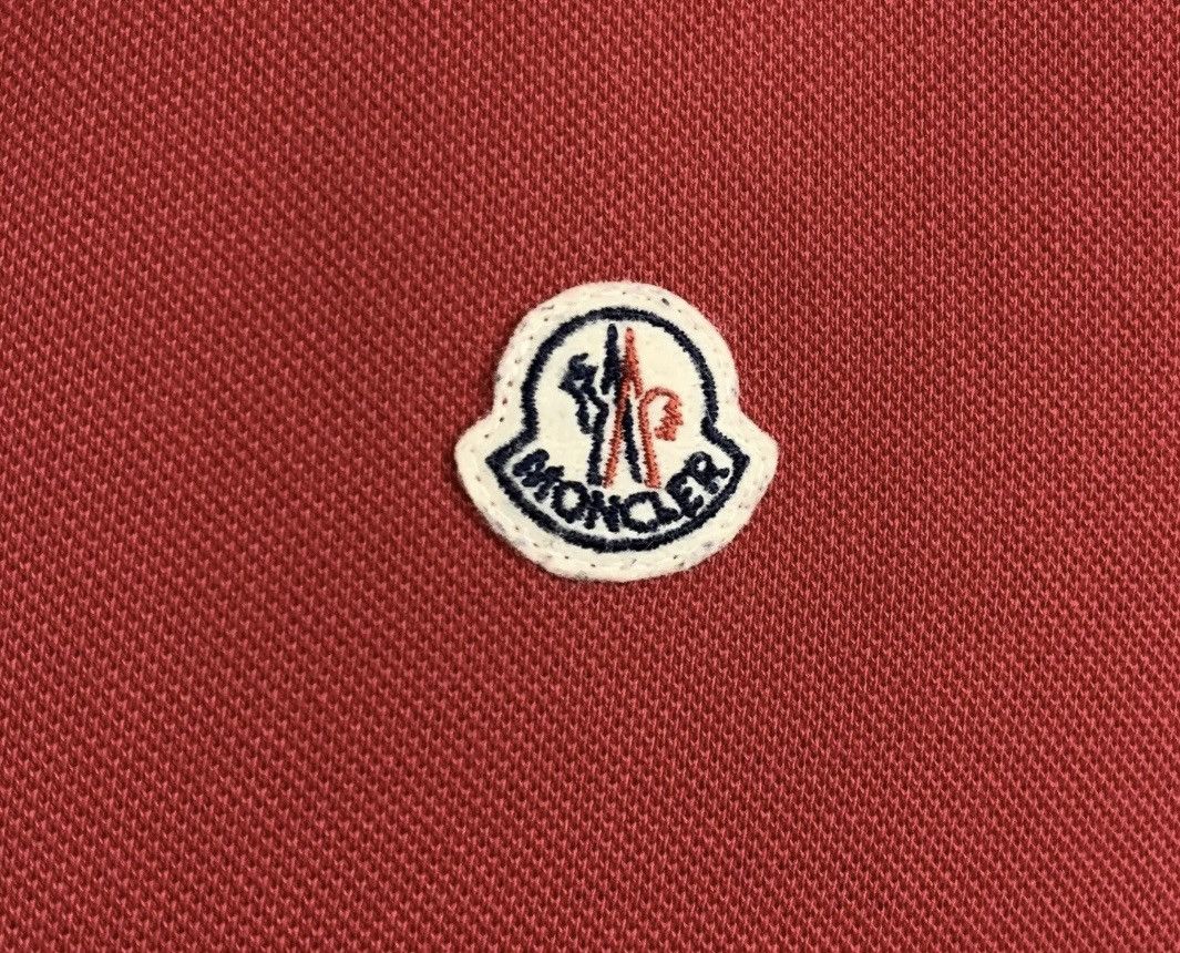 Moncler Moncler polo size M red Size US M / EU 48-50 / 2 - 2 Thumbnail