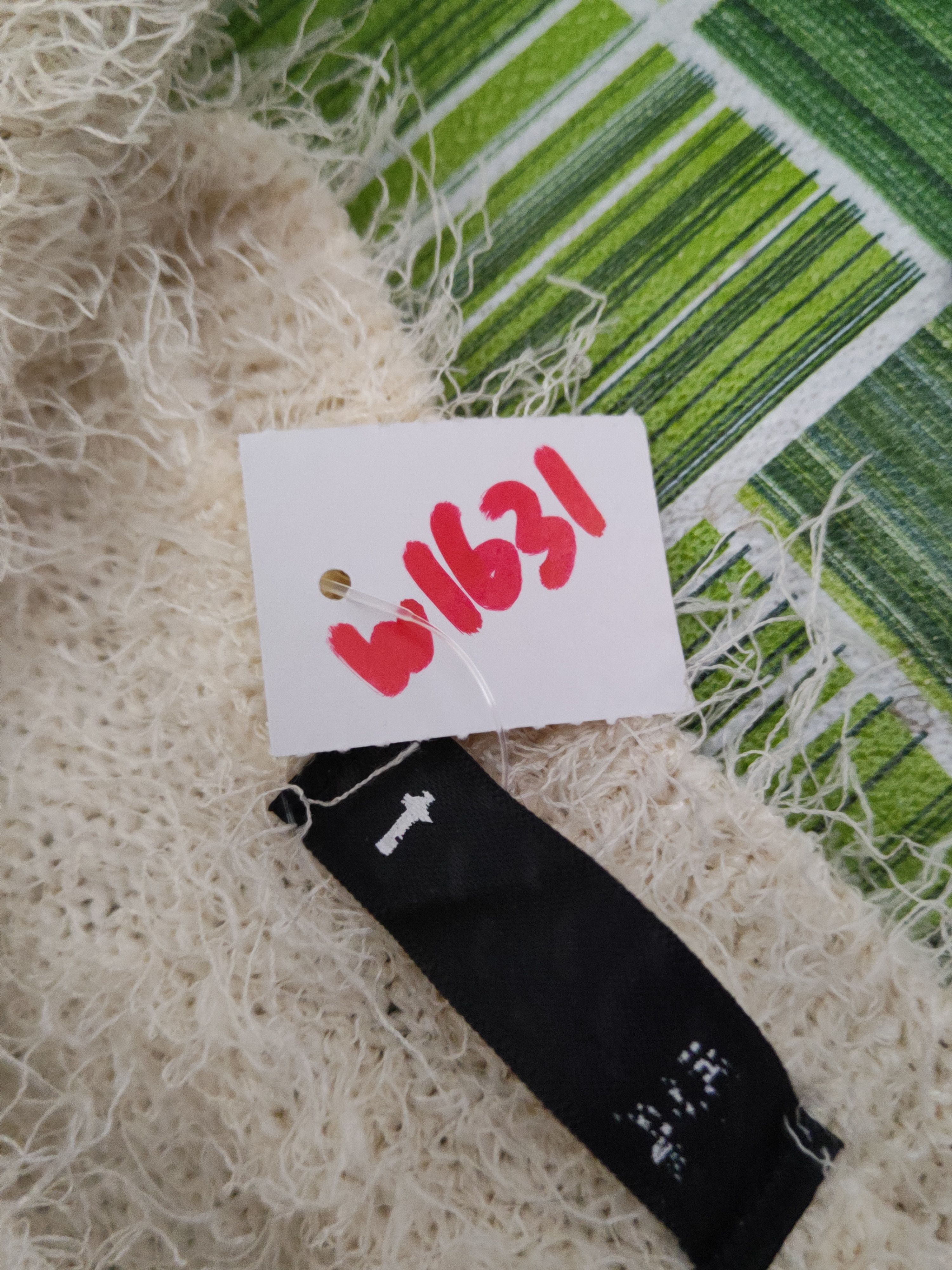 Japanese Brand Japanese Brand Ivory Shag Shaggy Fur Mohair Knitwear #W1631 Size M / US 6-8 / IT 42-44 - 12 Thumbnail