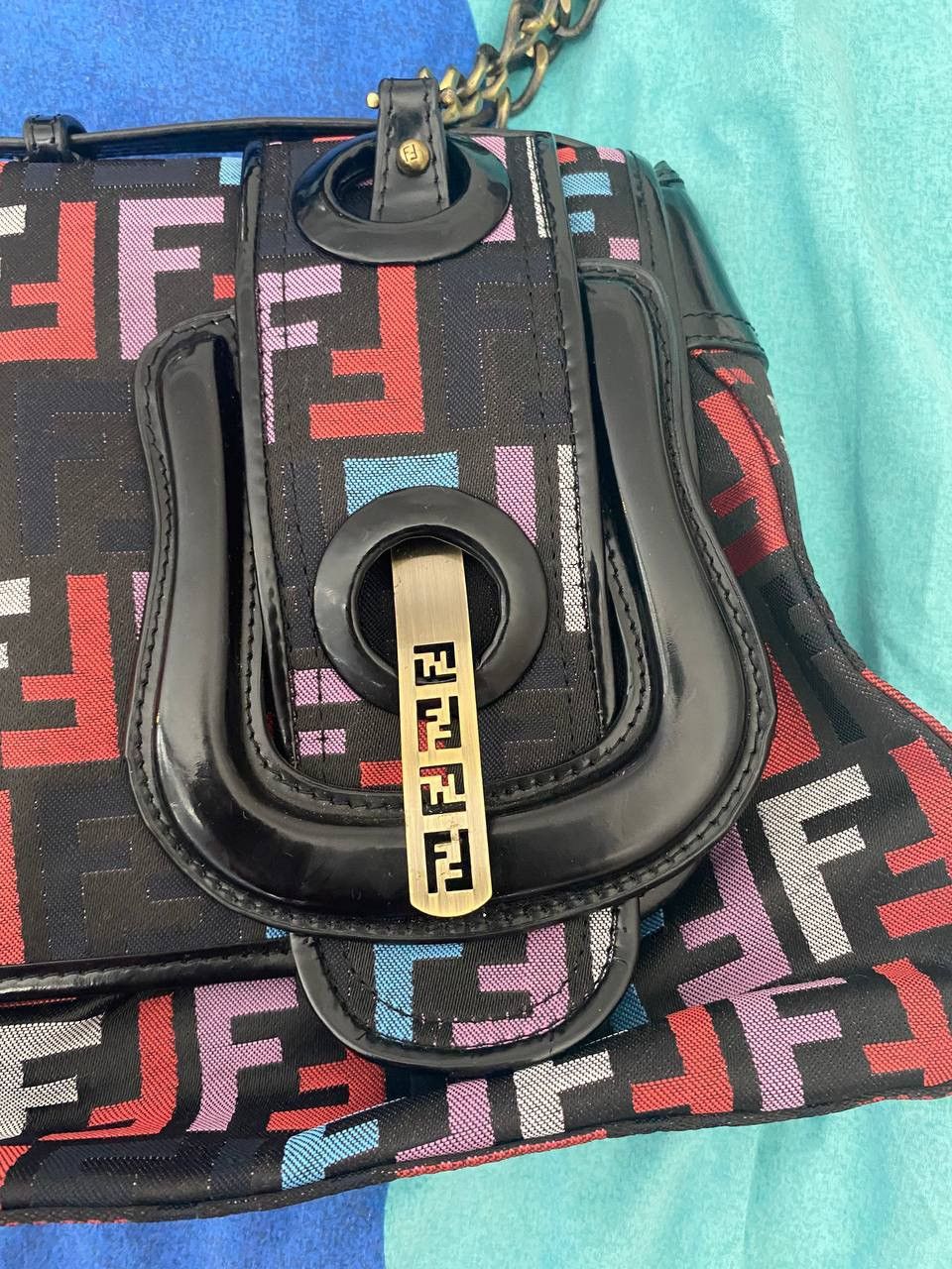 Fendi Luxury Fendi Baguette LIMITED RARE Shoulder Bag Size ONE SIZE - 3 Thumbnail