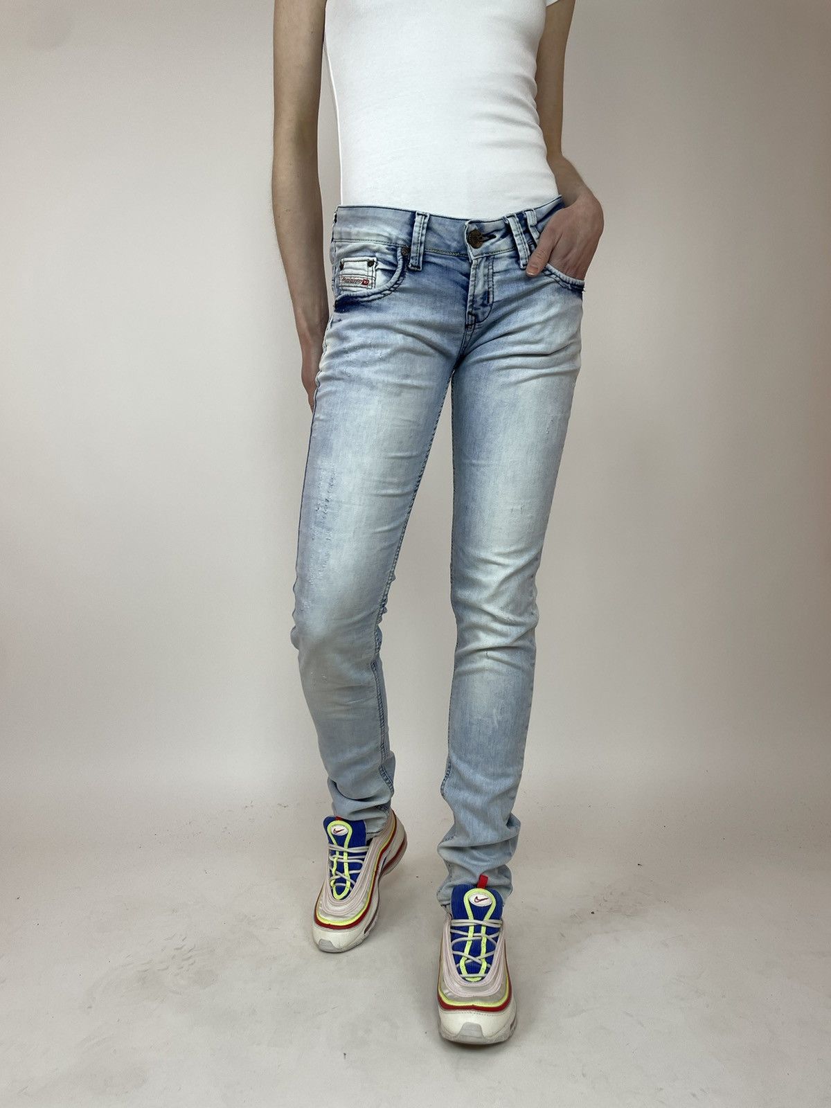 Designer × Diesel Diesel jeans low rise Womens size W27 Size 27" / US 4 / IT 40 - 7 Thumbnail
