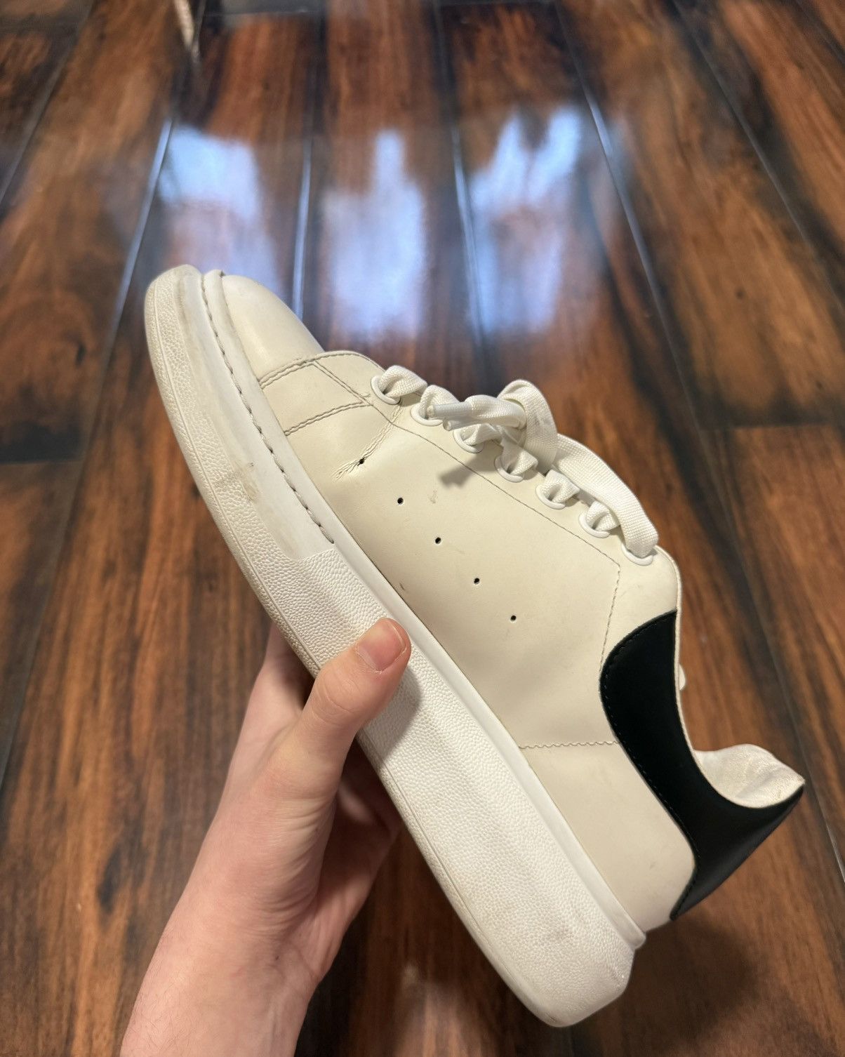Alexander McQueen Alexander Mcqueen Oversized Sneaker White Black Heel Size US 9.5 / EU 42-43 - 4 Thumbnail