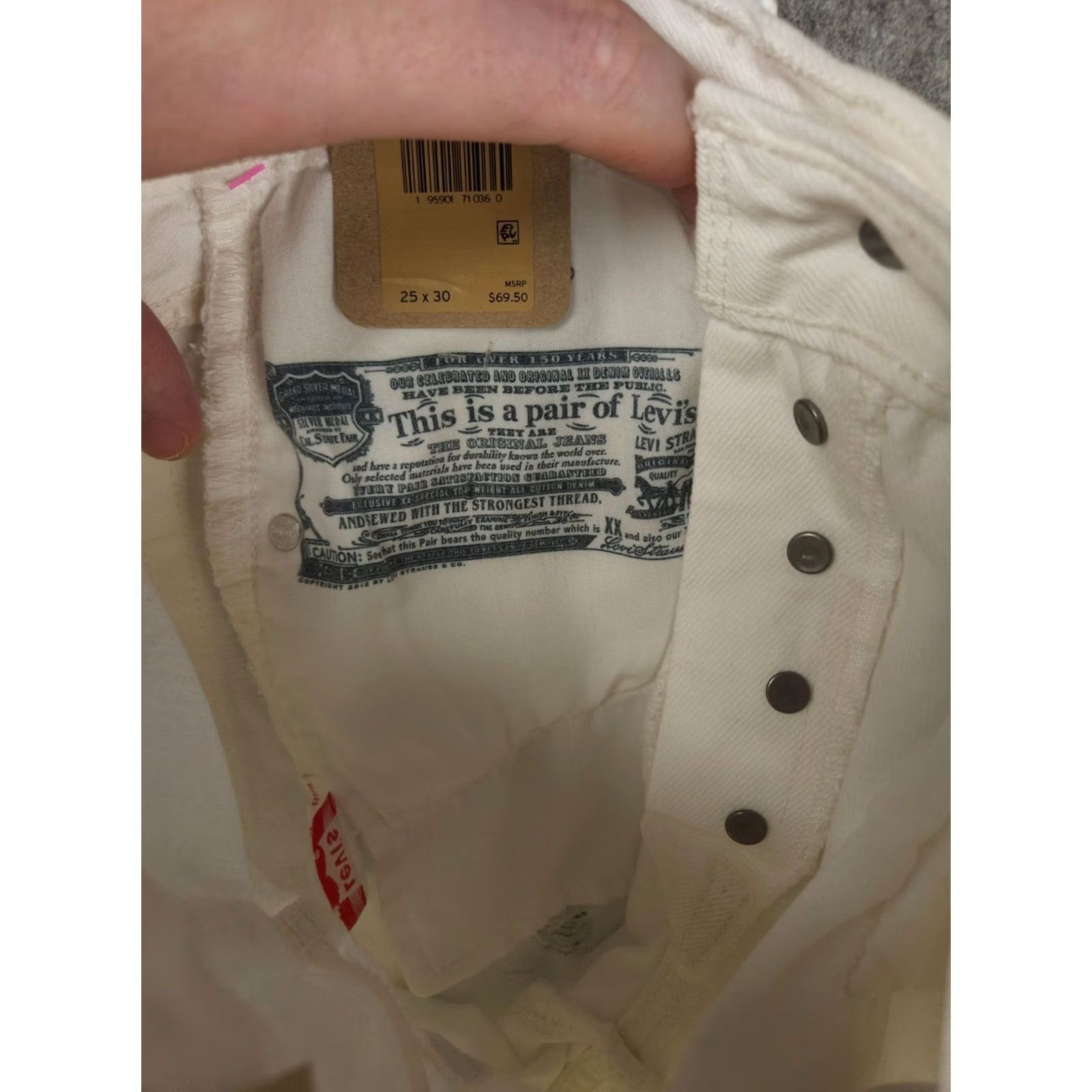 Levi's Levi's 501 Jeans Women's 25 30 White High-Rise Fitted Straight Leg Raw Hem NWT 90s Size 42" / US 20 - 4 Thumbnail