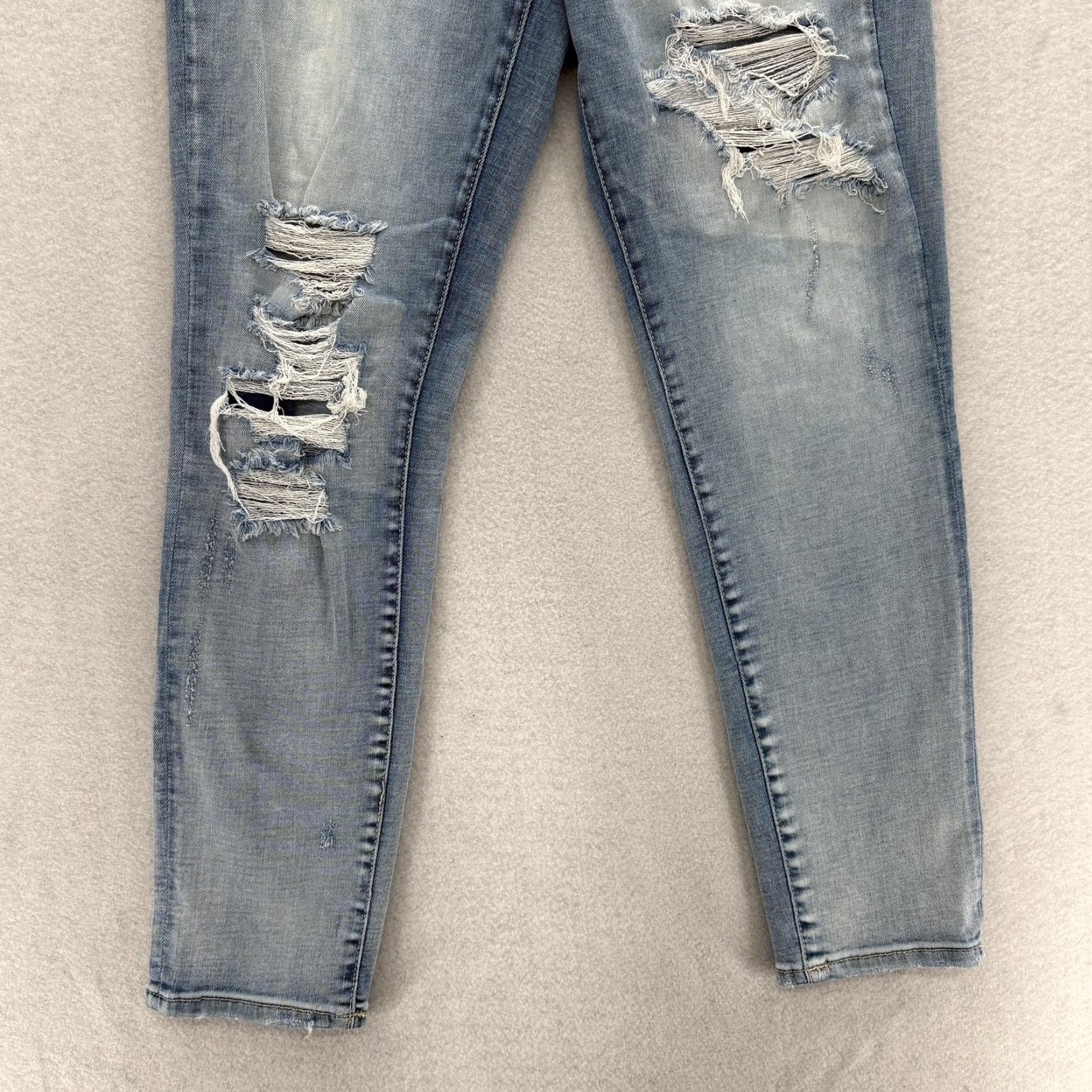 Buckle Black Buckle Black Jeans Womens 27 Light Wash Distressed Mom Jean High Rise Grunge Y2K Size 27" / US 4 / IT 40 - 3 Thumbnail