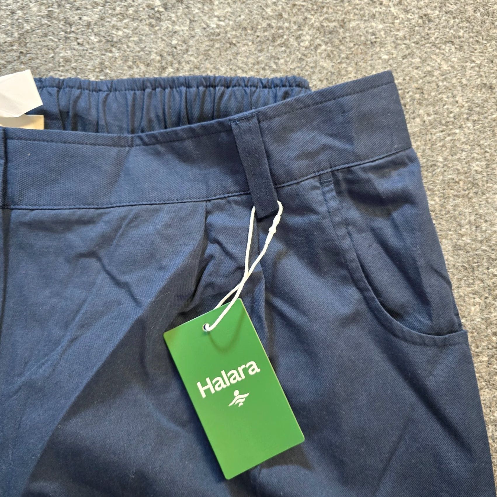 Vintage Halara Pants Womens XL Blue Mid Rise Casual Cotton Joggers Pockets Cropped Tapered Leg Style Jogger Clothes Chips? Size 40" / US 18 - 3 Thumbnail