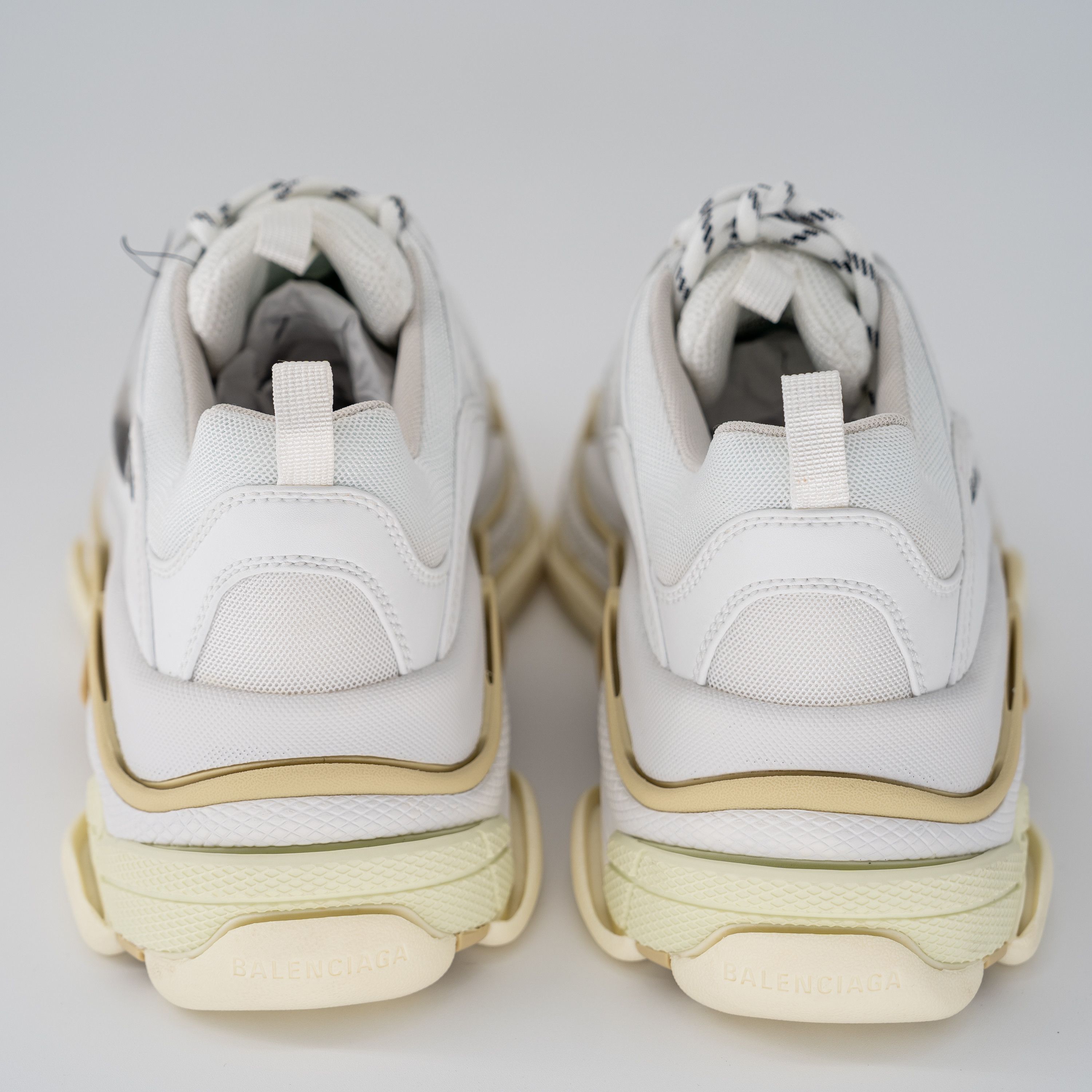 Balenciaga size EU 42 US 12 Balenciaga Triple S White Womens Sneakers Size US 12 / IT 42 - 3 Thumbnail