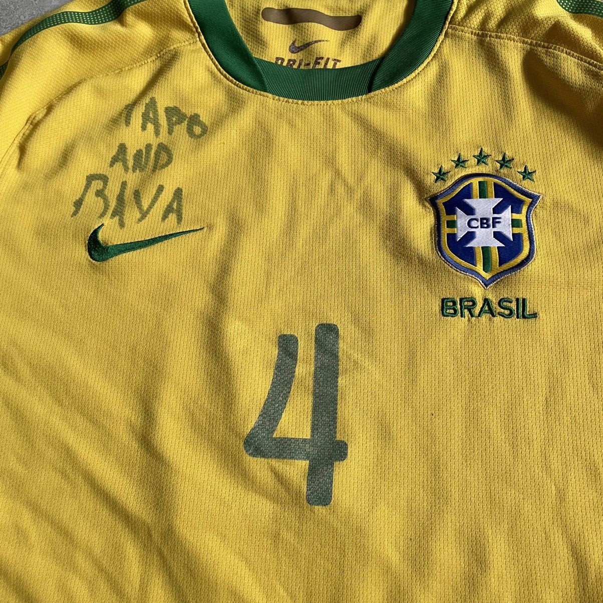 Nike NIKE BRASIL JERSEY 4 DAVID LUIZ FOOTBALL TEE SHIRT BRASIL Size US L / EU 52-54 / 3 - 3 Thumbnail