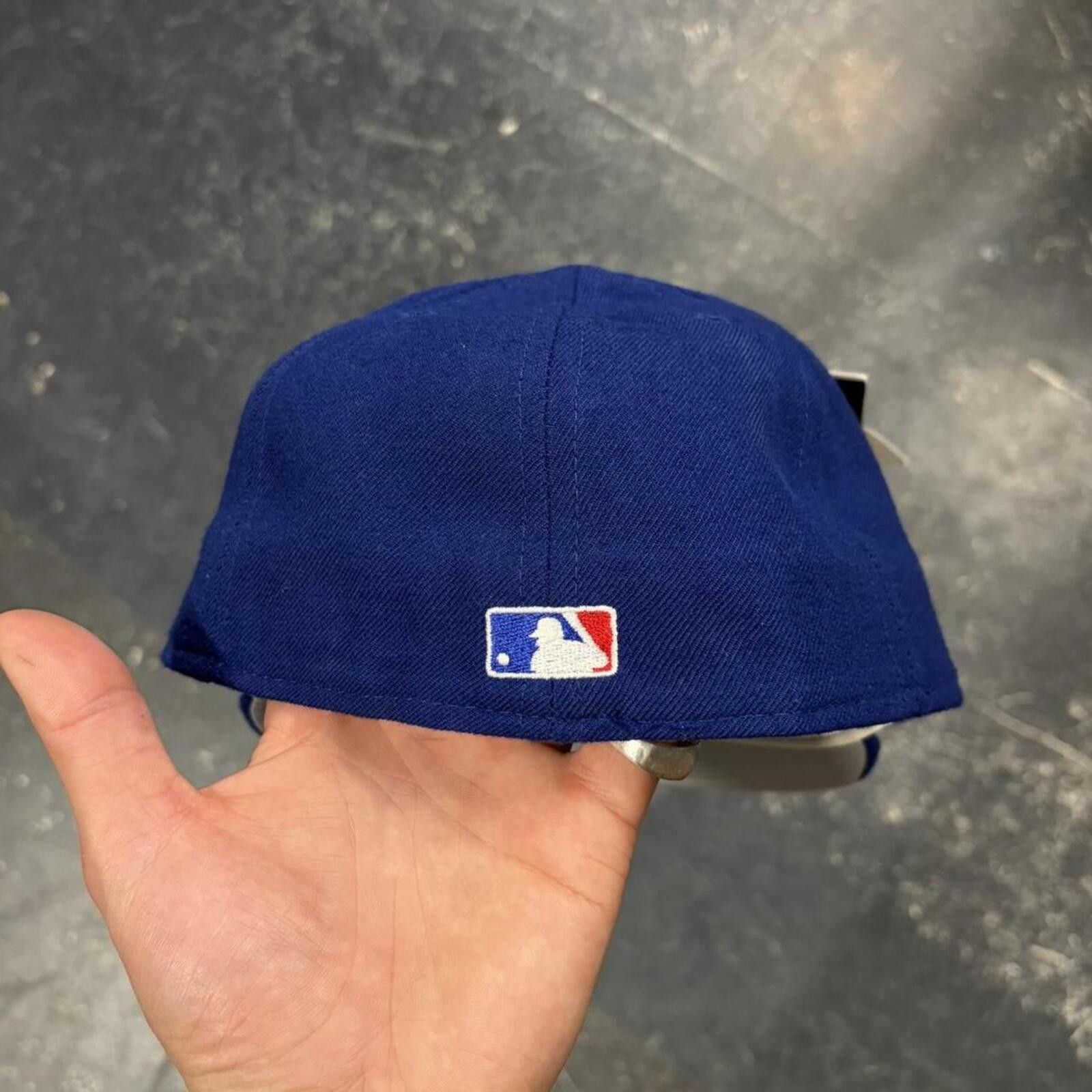 New Era 90s Deadstock Toronto Blue Jays Wool Autographed Fitted Size ONE SIZE - 2 Thumbnail