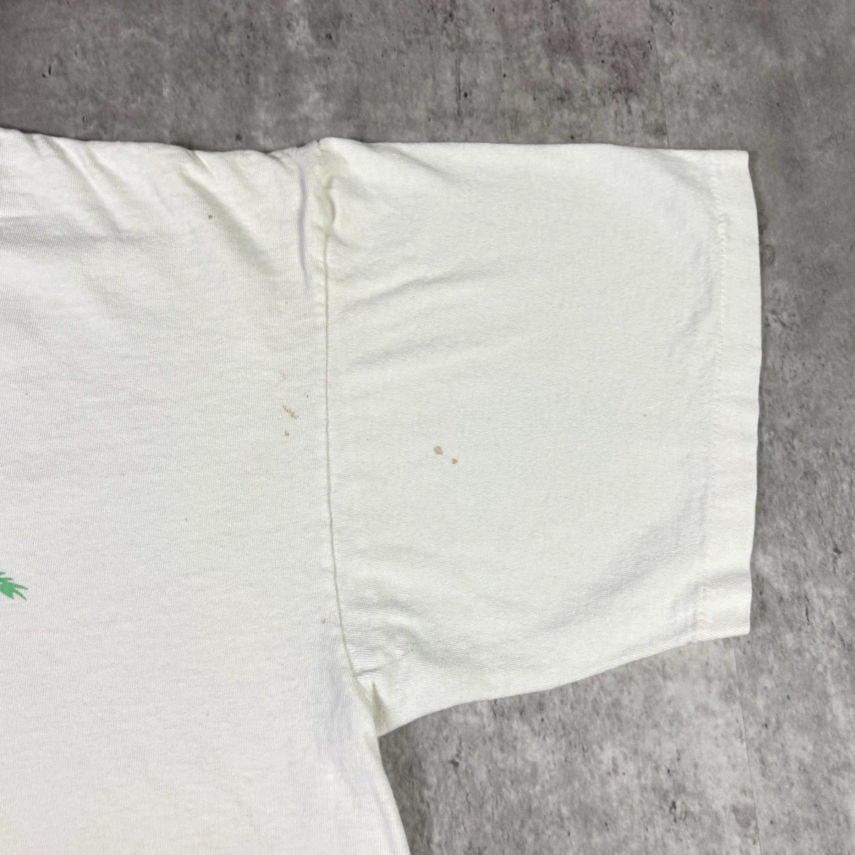 Vintage VINTAGE Beverly Hills T Shirt White Crew Neck Short Sleeve 90s XL Men Size US XL / EU 56 / 4 - 7 Thumbnail
