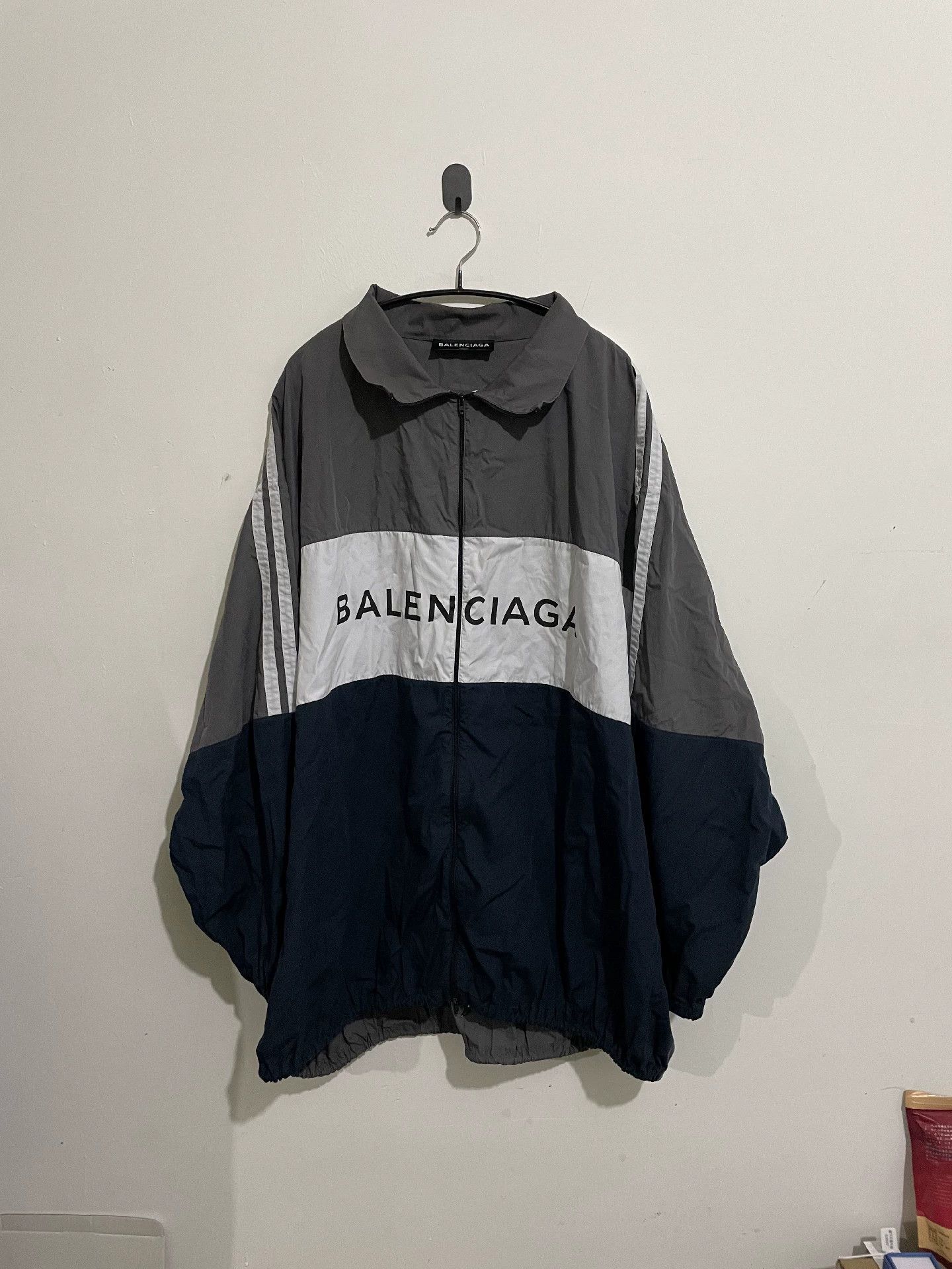 Balenciaga Balenciaga school uniform logo jacket Size US M / EU 48-50 / 2 - 1 Thumbnail