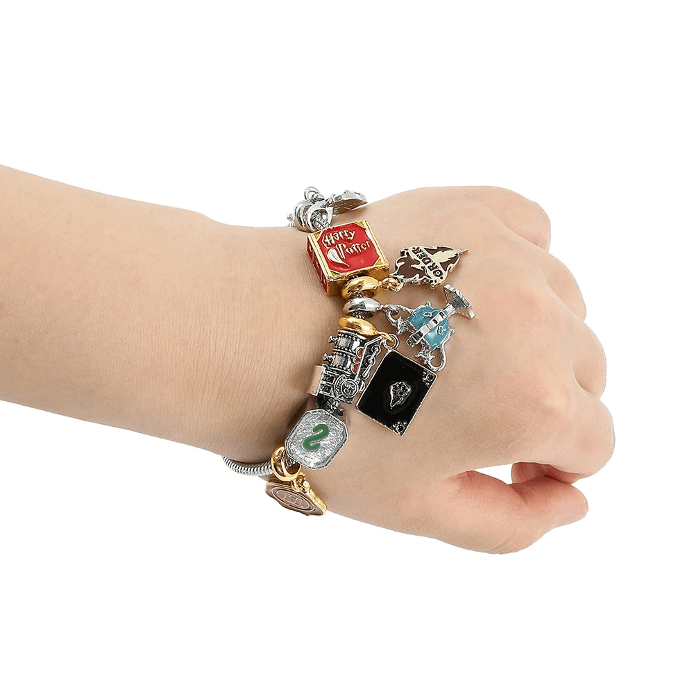 Carhartt Charms Bracelet Hogwarts Academy of Magic Slytherin Beads Size ONE SIZE - 1 Thumbnail