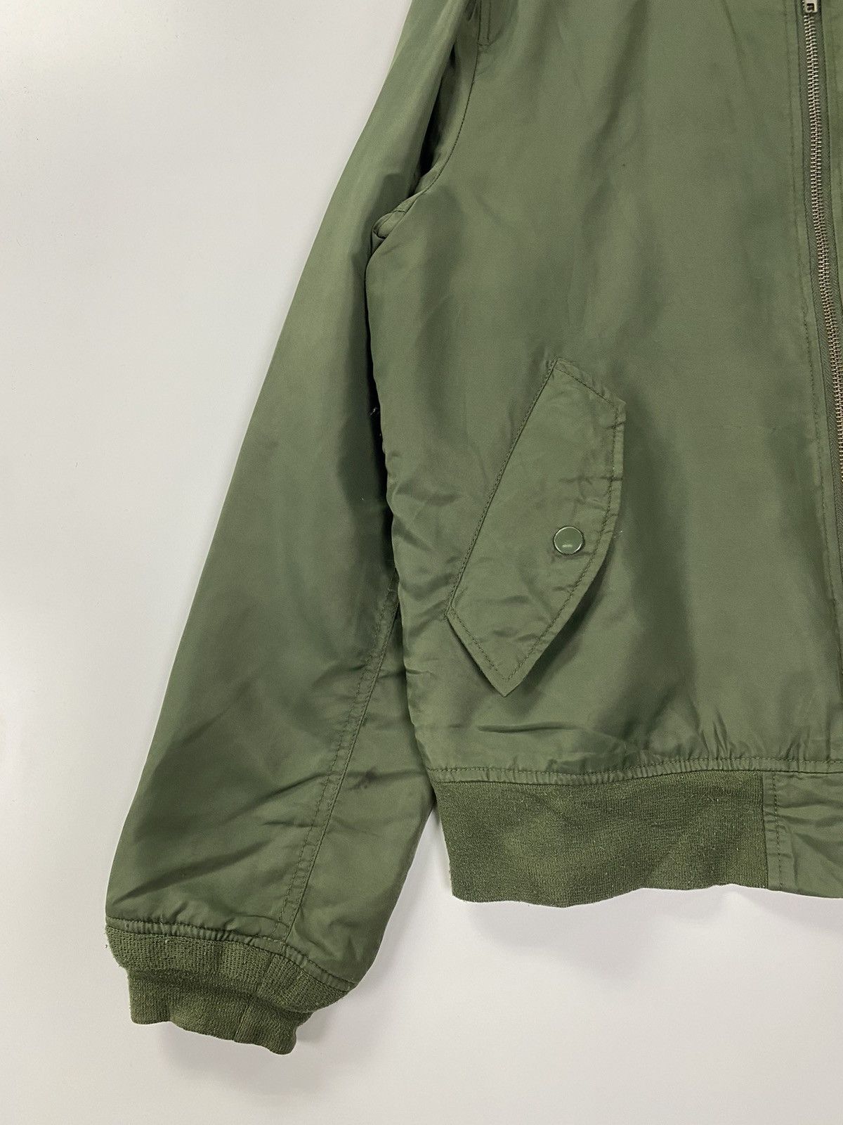 Vintage Vintage Bomber Jacket Distressed Size US M / EU 48-50 / 2 - 9 Thumbnail