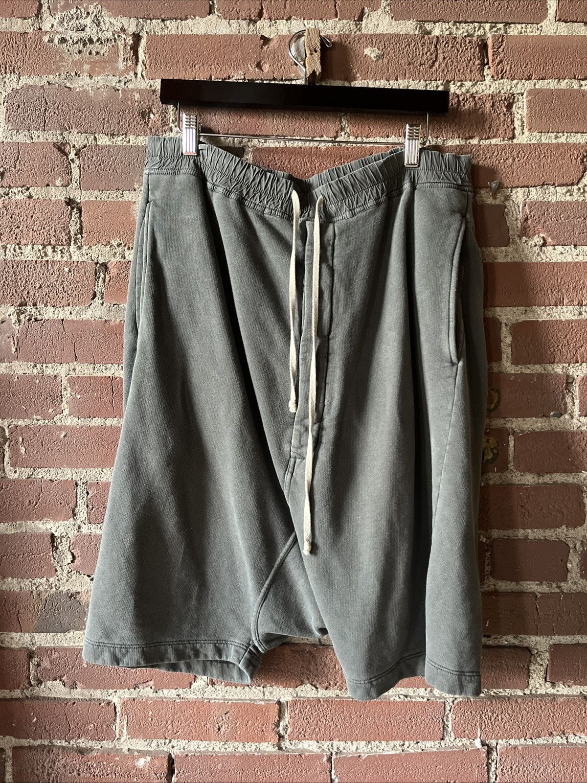 Rick Owens Drkshdw Rick Owens DRKSHDW Shorts Size US 35 - 1 Thumbnail
