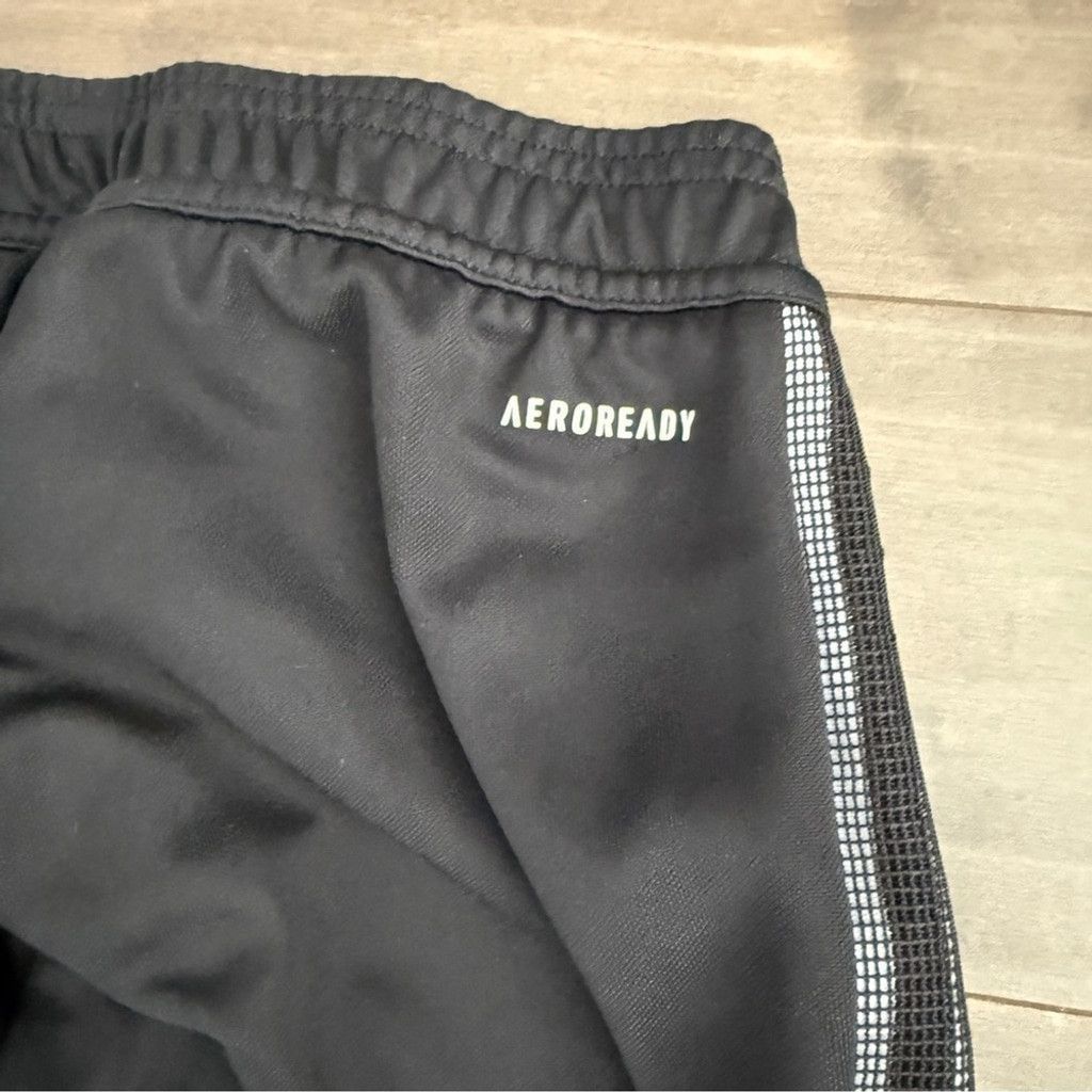 Adidas Adidas ladies xs Aeroready fleece lined warmup pants joggers Size 26" / US 2 / IT 38 - 7 Thumbnail