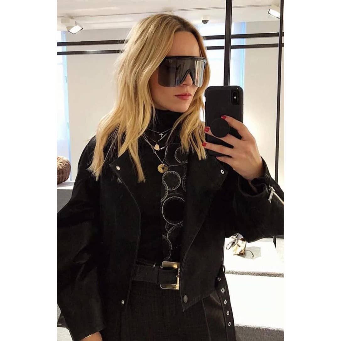 image of New Loewe Lw40034U Shield Mask Sunglasses In Black, Men's