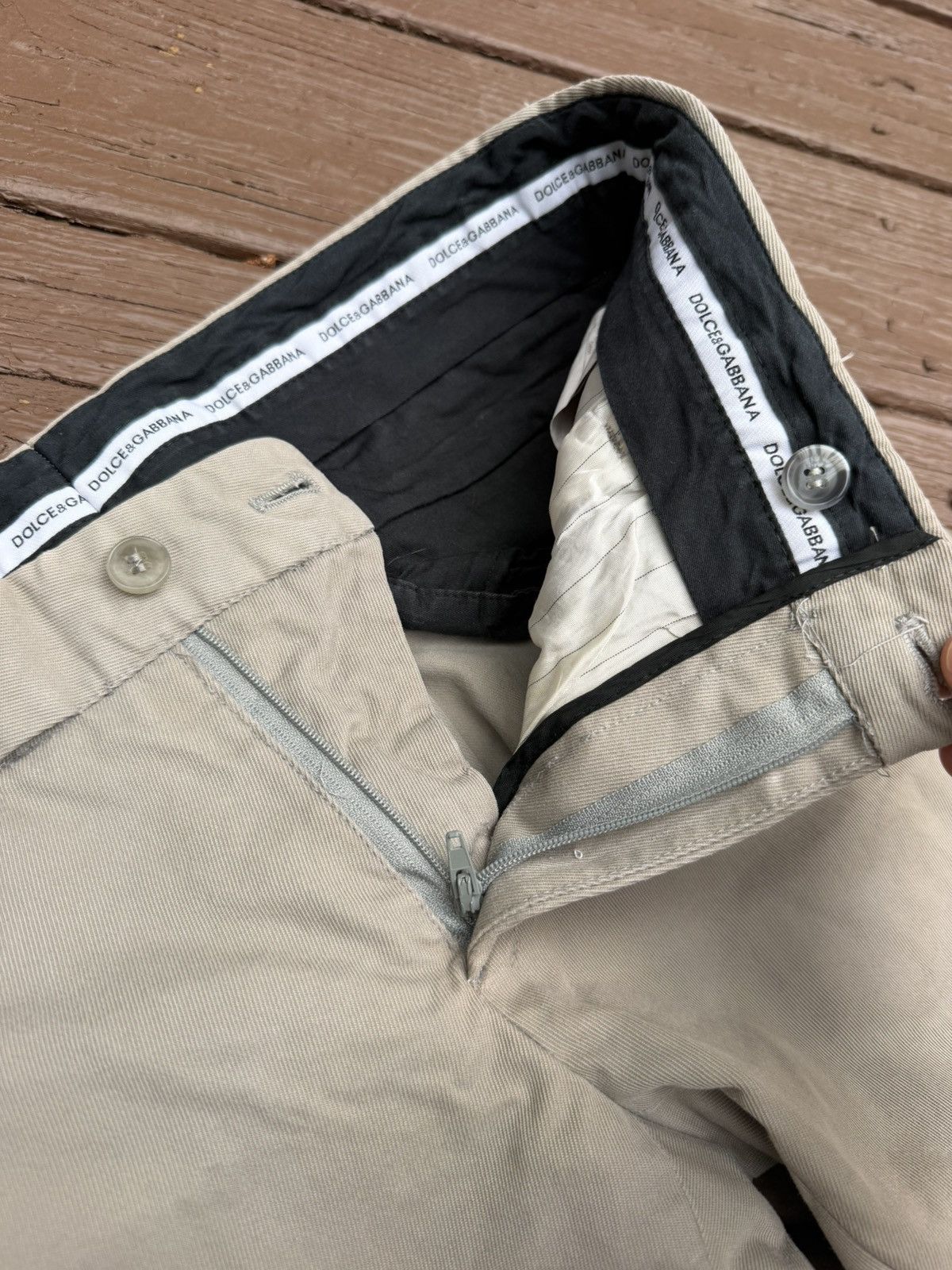 Dolce & Gabbana Vintage Dolce & Gabbana Khaki Tan Slack Pants Button 30 Size US 30 / EU 46 - 8 Thumbnail