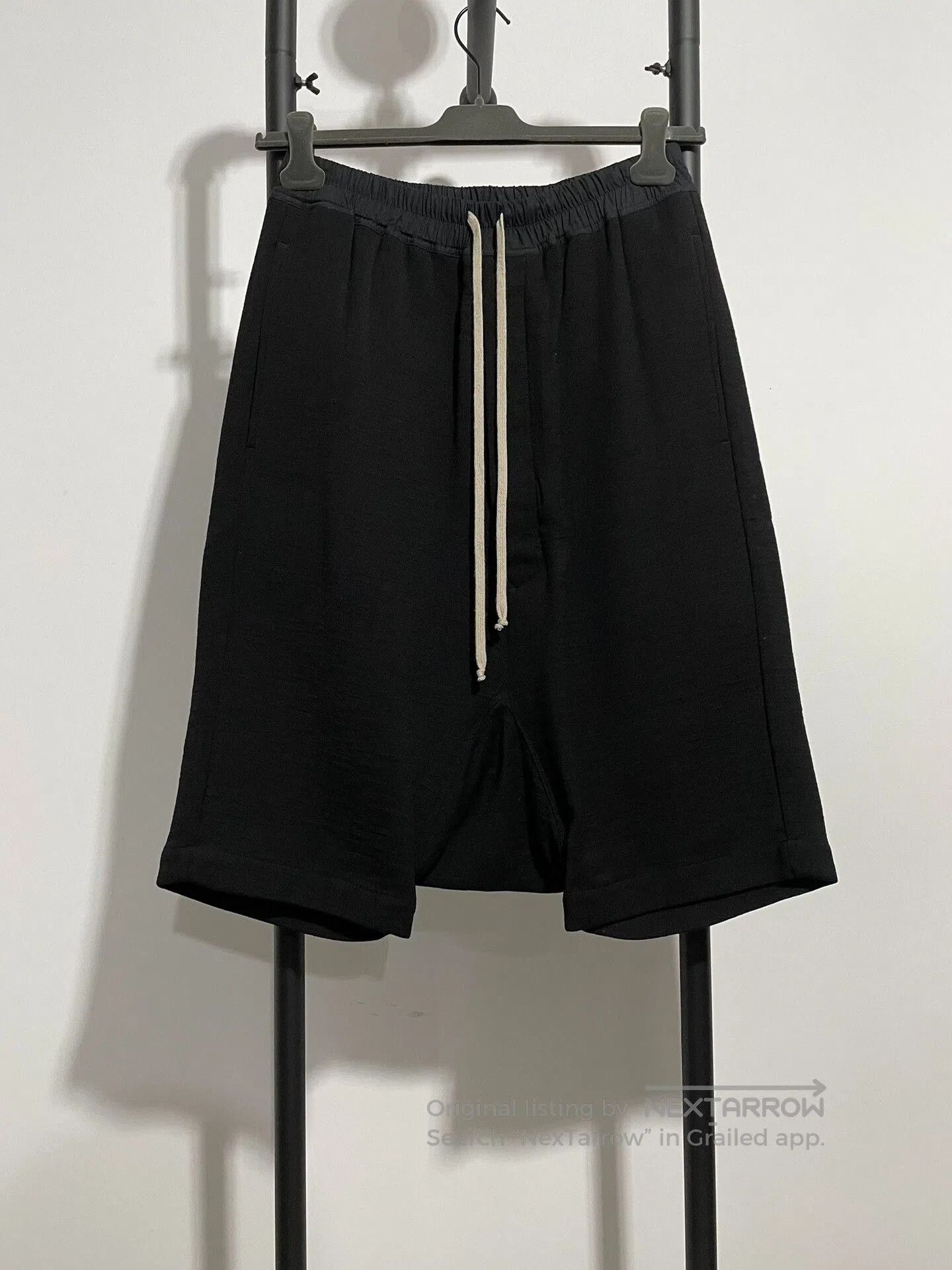 Rick Owens rick owens black shorts for men. Size US 38 / EU 54 - 1 Thumbnail