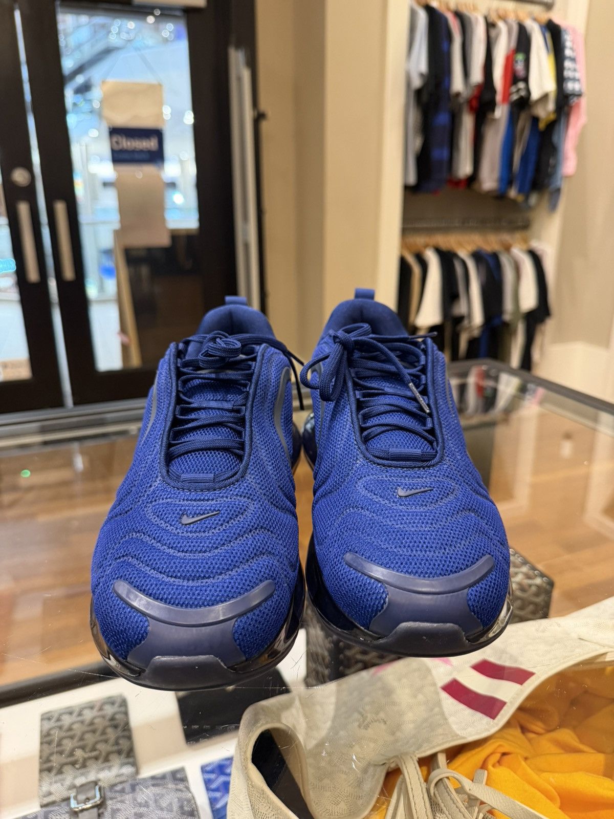 Nike Nike Air Max 720 - Midnight Navy Size US 9.5 / EU 42-43 - 5 Thumbnail