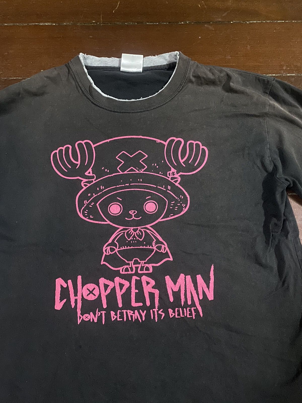 Anime Vintage ONE PIECE tony chopper man sun faded Anime Tee Size US XL / EU 56 / 4 - 6 Thumbnail