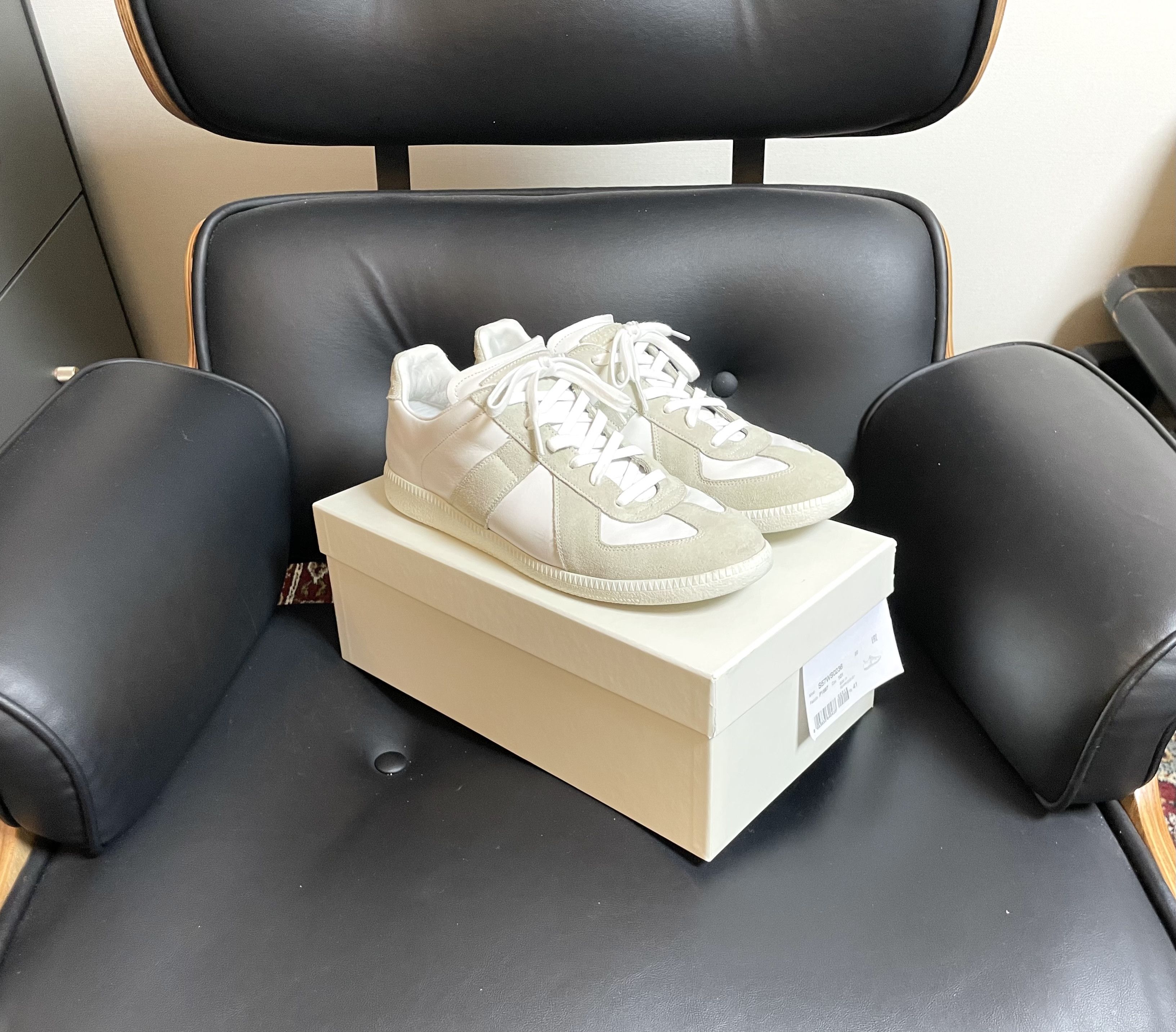 Maison Margiela Maison Margiela GAT (White) Size US 8 / EU 41 - 2 Thumbnail