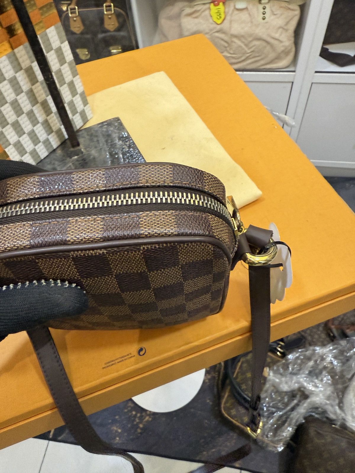 Louis Vuitton LOUIS VUITTON DAMİER EBENE RIFT -2142 Size ONE SIZE - 13 Thumbnail