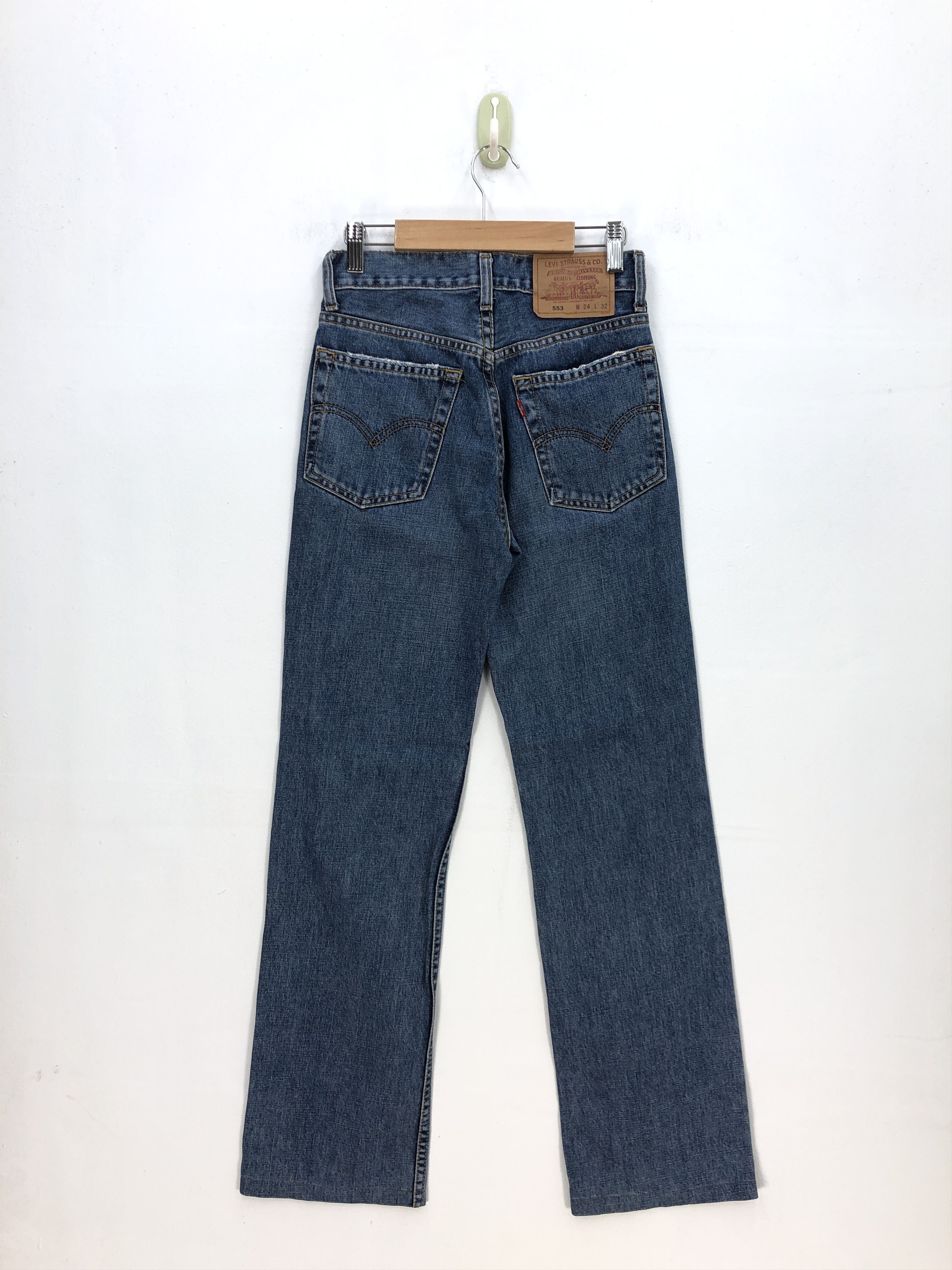 Levi's Vintage Levis Stonewash Jeans Levi's Faded Light Wash Denim Size 26" / US 2 / IT 38 - 2 Thumbnail