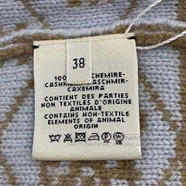 Hermes Hermes Brown snowflake inlay cashmere V-neck single-breast Size XS / US 0-2 / IT 36-38 - 7 Thumbnail