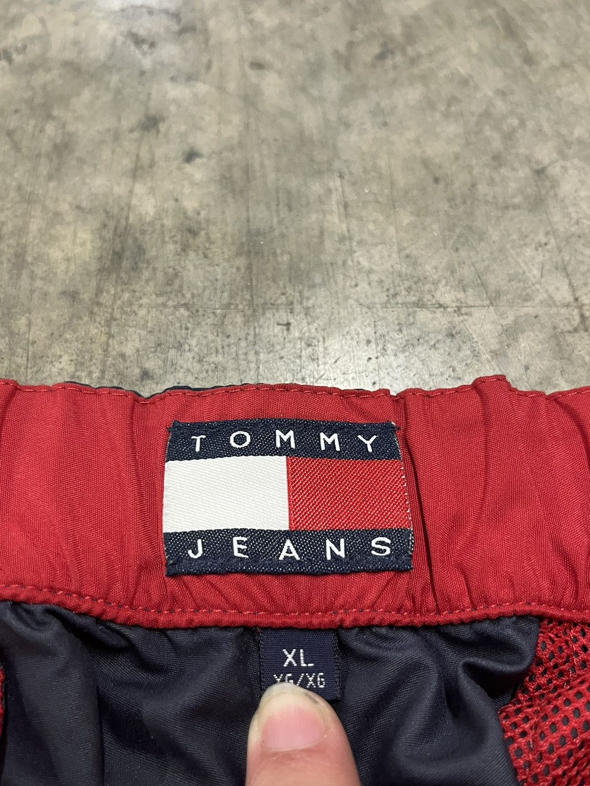 Tommy Hilfiger × Vintage Tommy Hilfiger vintage track pants baggy fit wide leg rare Size US 36 / EU 52 - 9 Thumbnail