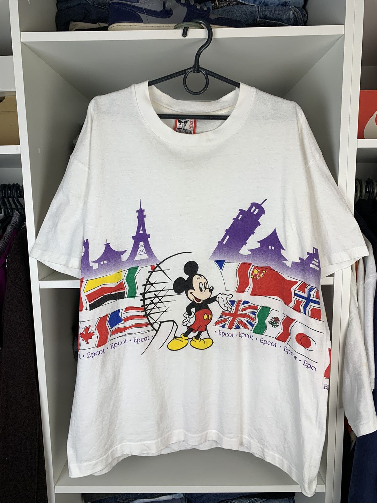 Mickey Mouse Vintage Mickey Mouse Single Stitch T-shirt Made in USA Size US XL / EU 56 / 4 - 1 Thumbnail