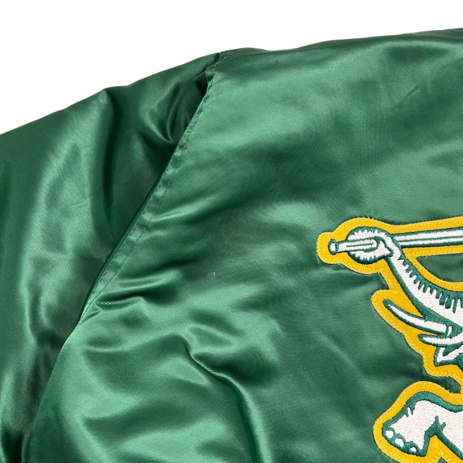 MLB VTG 90s OAKLAND ATHLETICS A's STARTER SATIN JACKET BIG LOGO Size US L / EU 52-54 / 3 - 10 Thumbnail
