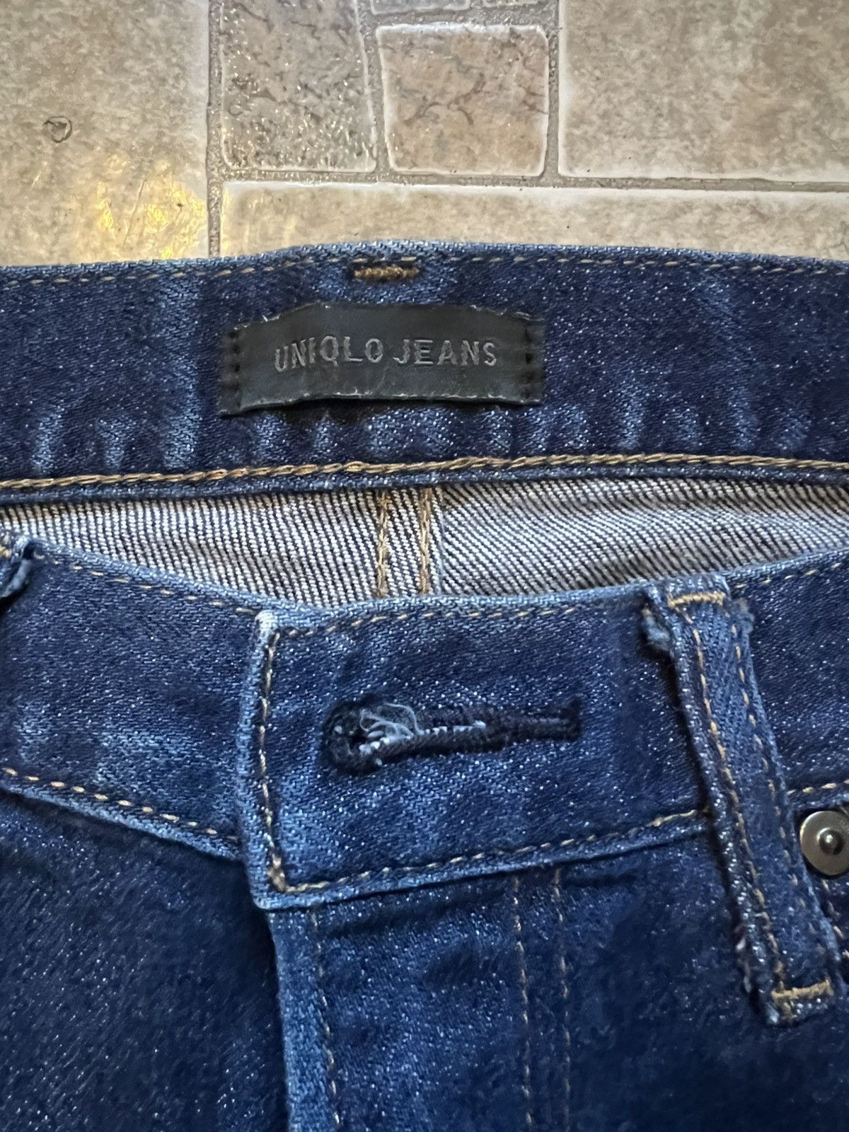 Uniqlo UNIQLO SKINNY JEANS Size US 31 - 3 Thumbnail