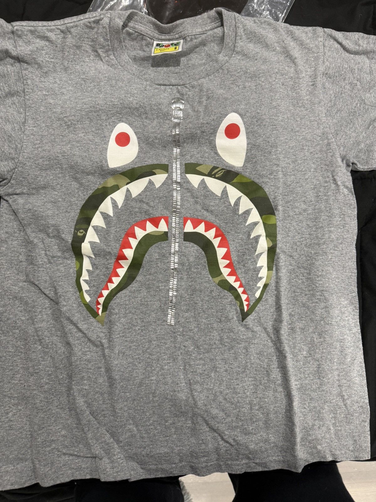 Bape A bathing Ape T-Shirt Size US S / EU 44-46 / 1 - 1 Thumbnail