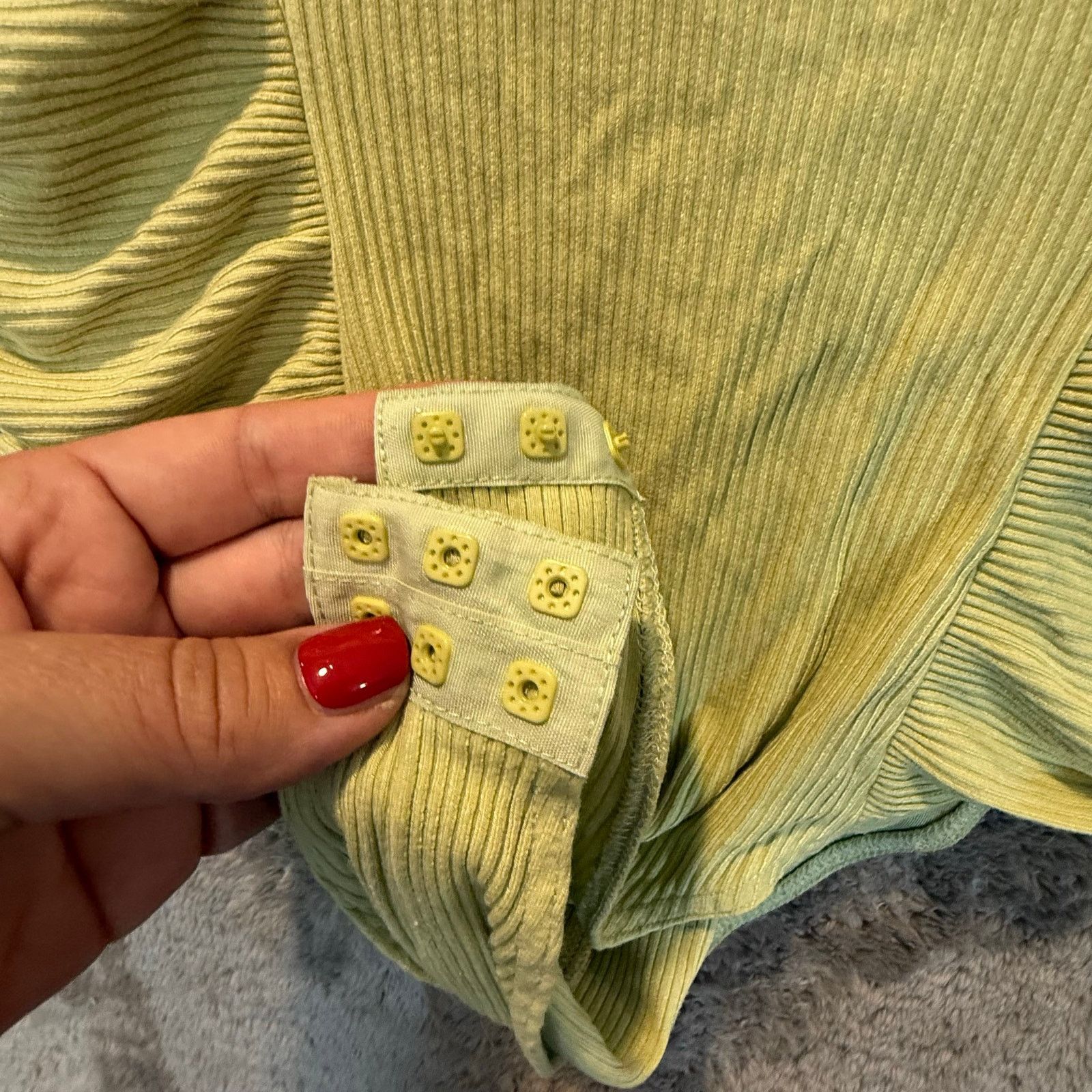 Other Saints Secrets Green Ribbed Shirred Bodysuit Long Sleeve Top Size L / US 10 / IT 46 - 6 Thumbnail
