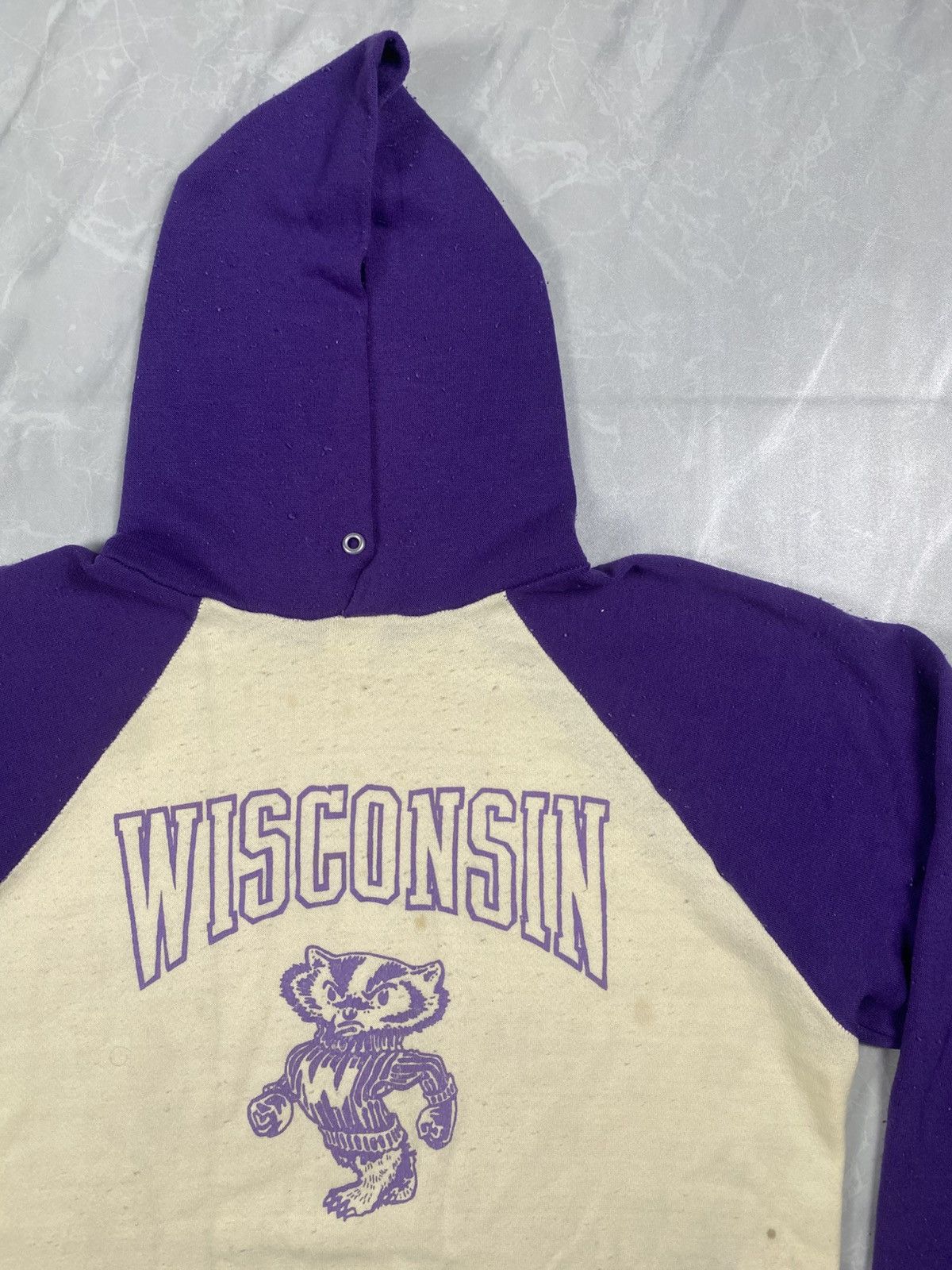 American Apparel Vintage Early 90s Wisconsin Raglan Pullover Hooded Size US L / EU 52-54 / 3 - 2 Thumbnail