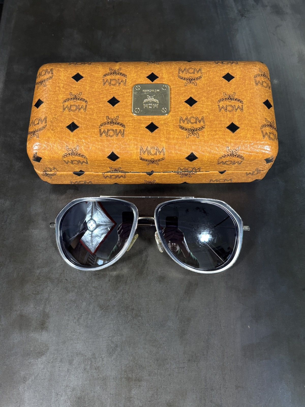 MCM MCM Sunglasses Metal Aviators Monogram 2010s Designer Italy Size ONE SIZE - 3 Thumbnail