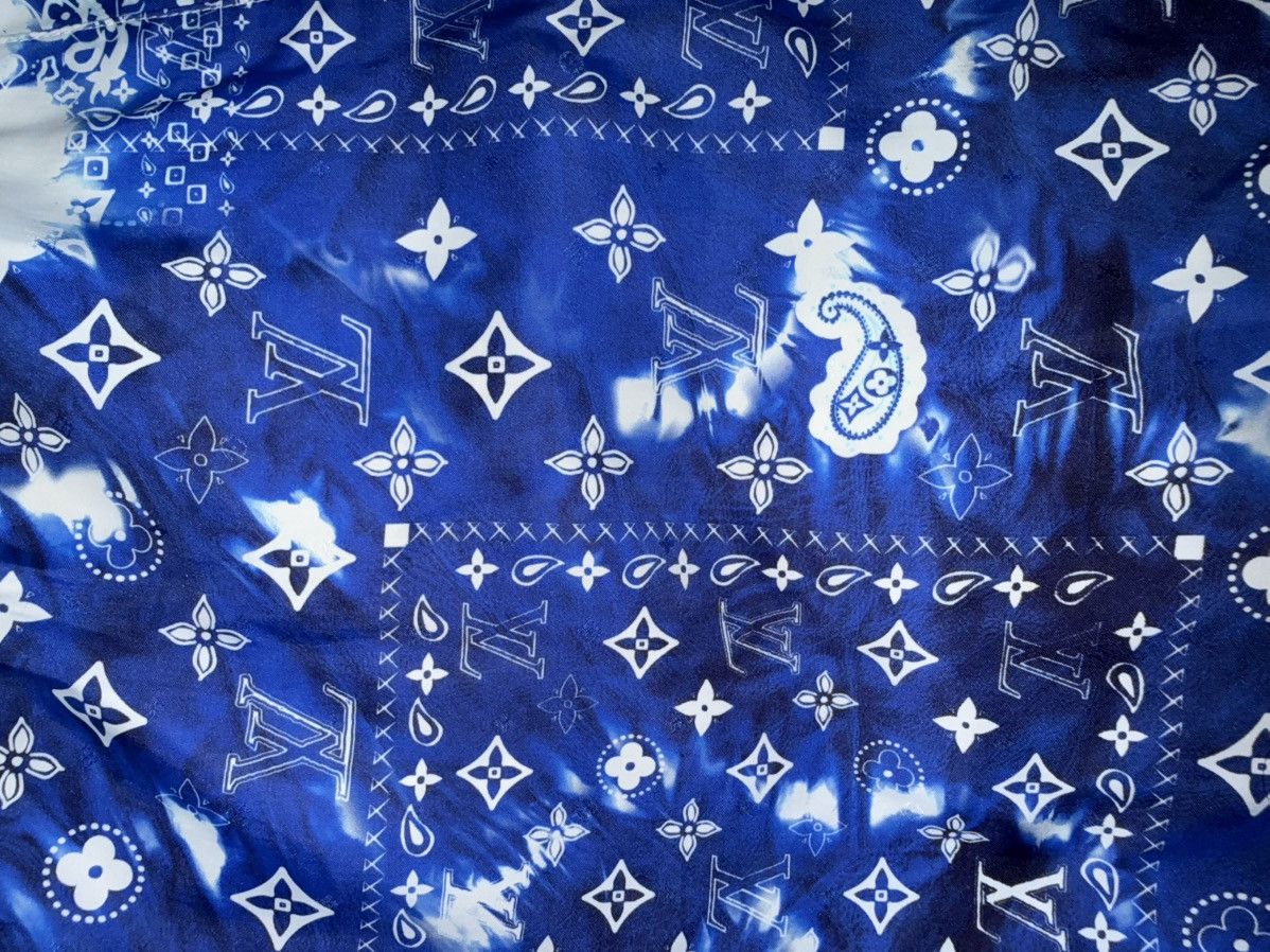Louis Vuitton LV Blue bandana short Size US 32 / EU 48 - 8 Thumbnail