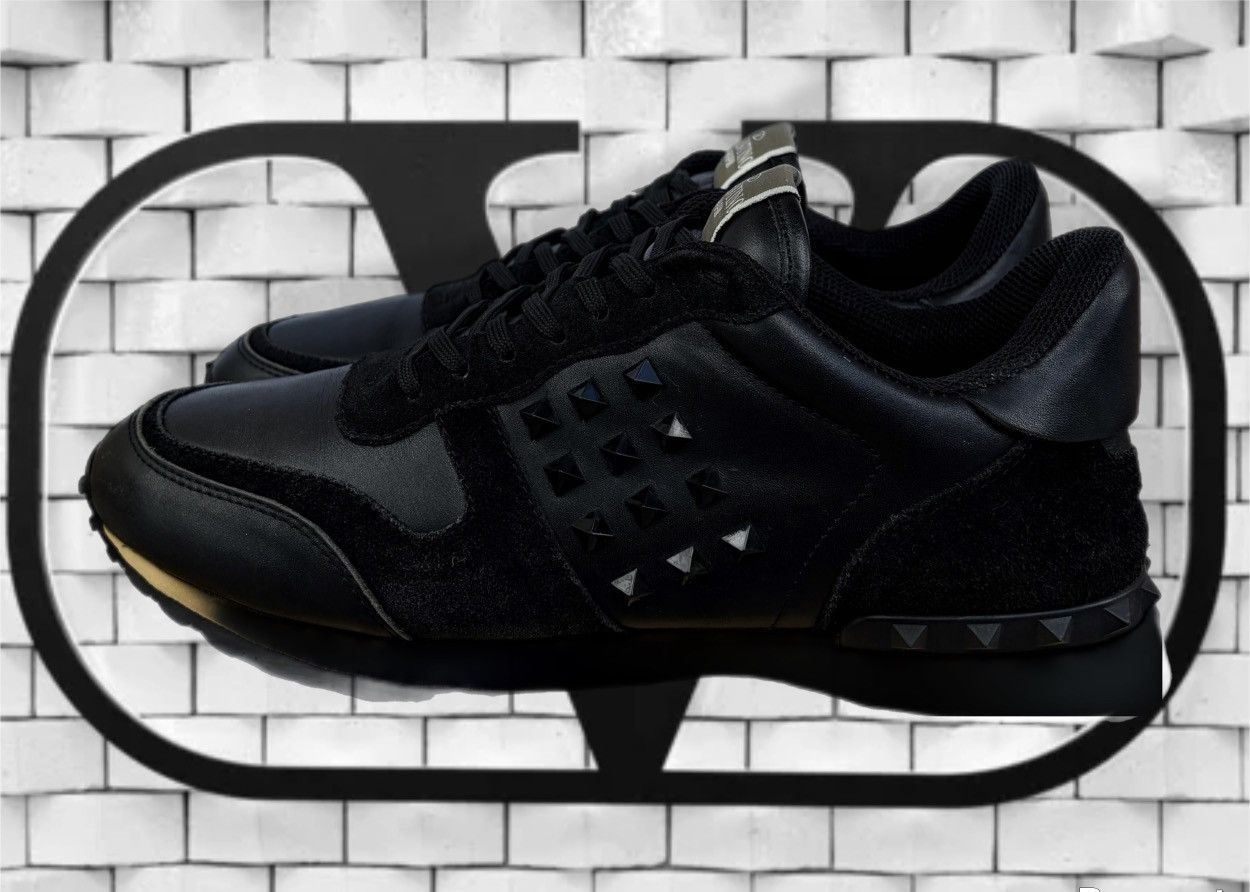 Valentino Valentino Garavani Rockstud Rockrunners Black Sneakers Size US 11 / EU 44 - 2 Thumbnail