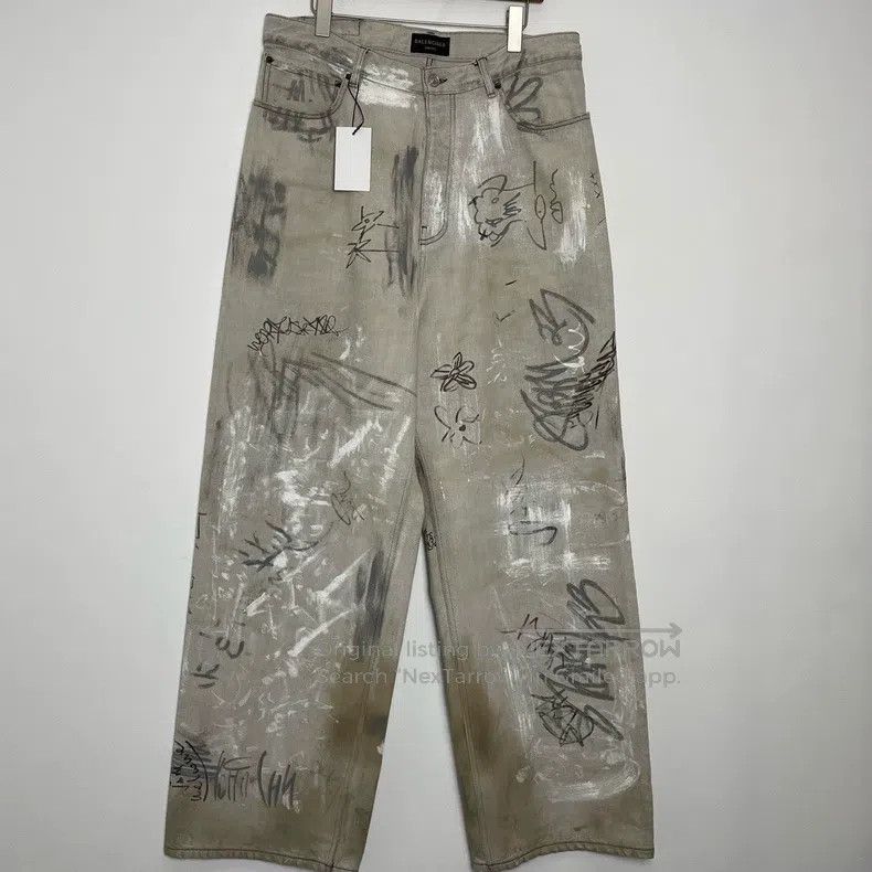 Balenciaga Balenciaga size M Hand-painted graffiti dirty baggy jeans Size US 27 - 1 Thumbnail