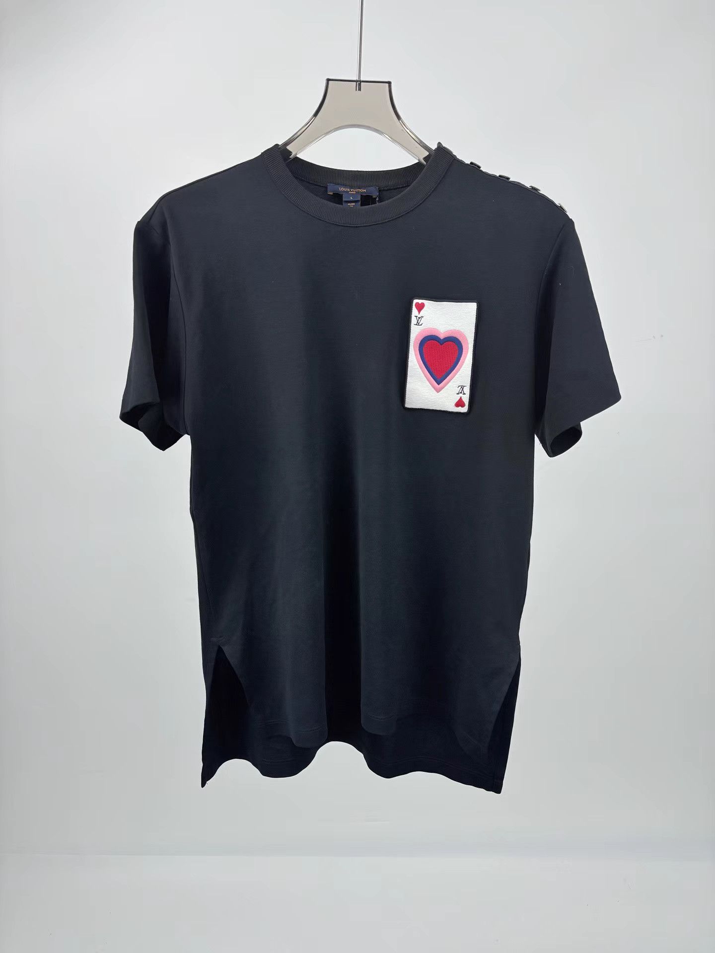 Louis Vuitton LOUIS VUITTON Playing Cards & Rivet Short Sleeve Tee Size US L / EU 52-54 / 3 - 1 Thumbnail
