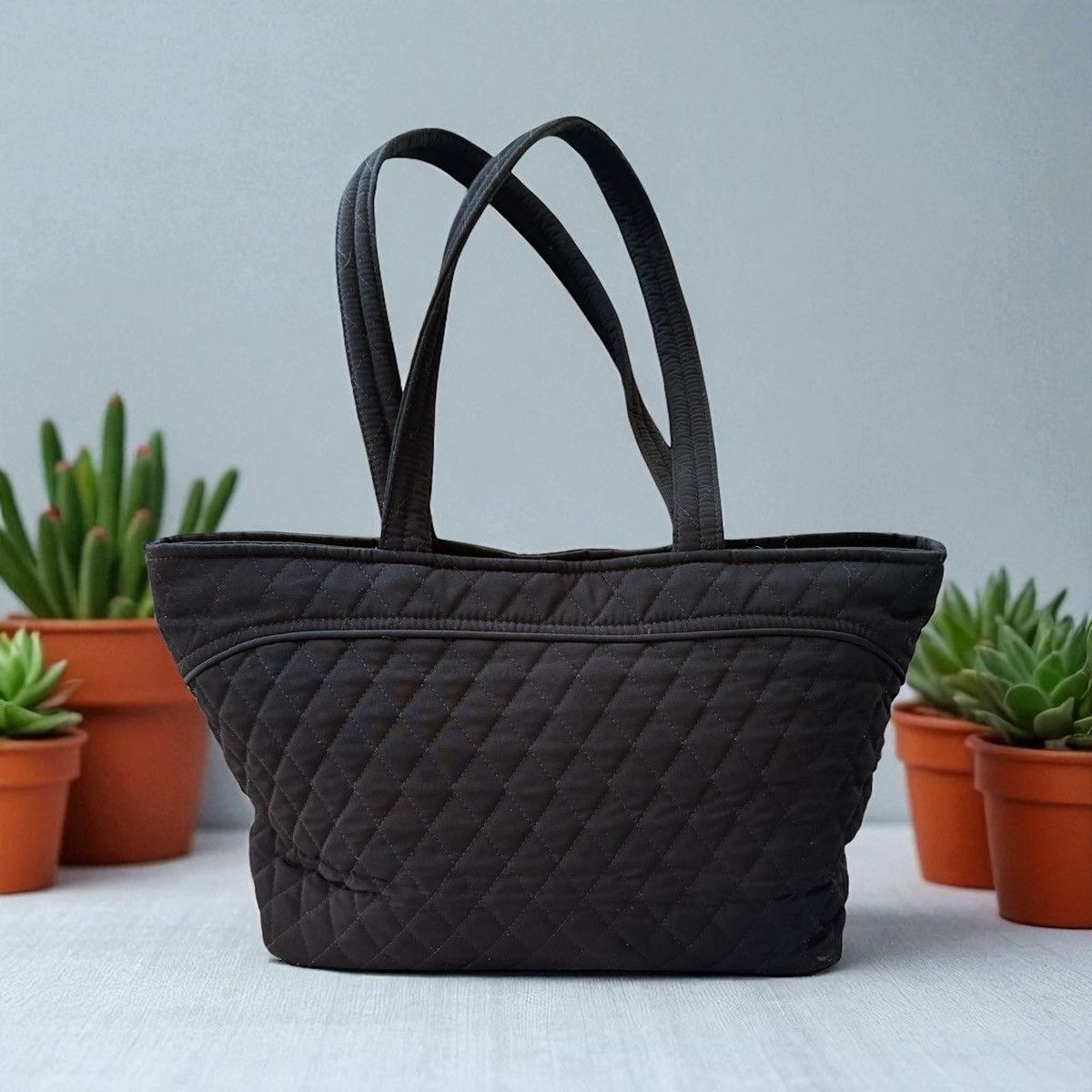 Vera Bradley Vera Bradley small quilted black tote bag Size ONE SIZE - 1 Thumbnail