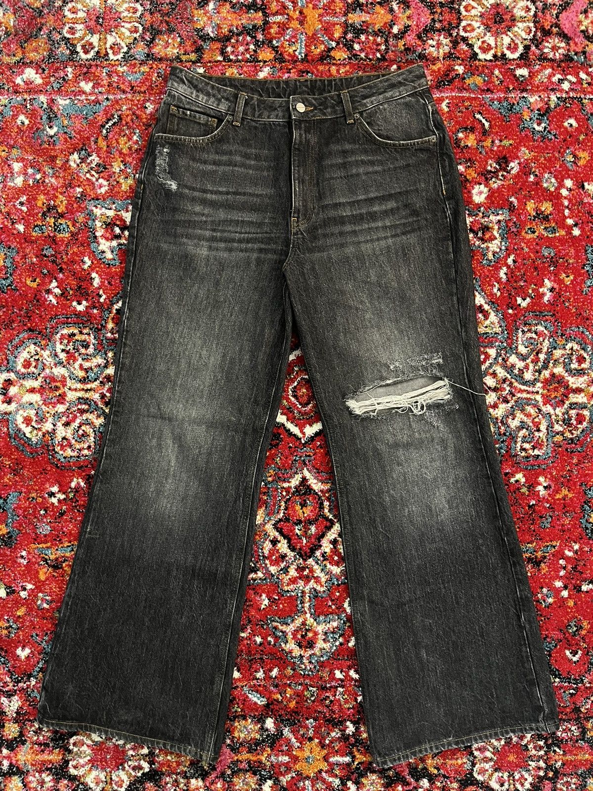 image of Pearled Ivory 1403 Distressed Denim in Slate, Men's (Size 36)
