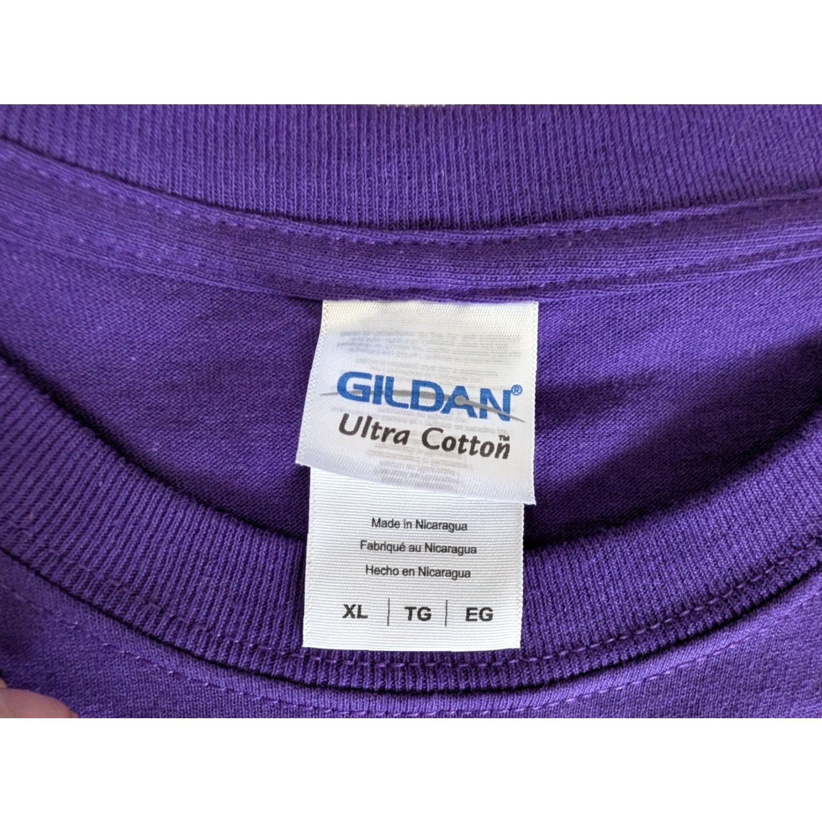 Gildan Gildan Smack Talk T-Shirt Mens XL DONT BE A D*CK Purple Crew Neck Short Sleeve Sports Football Vikings Packers (Vintage: No) Size US XL / EU 56 / 4 - 5 Thumbnail