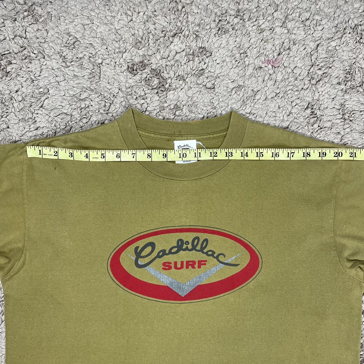 Vintage Vintage Cadillac Surf T-shirt Size US L / EU 52-54 / 3 - 18 Thumbnail
