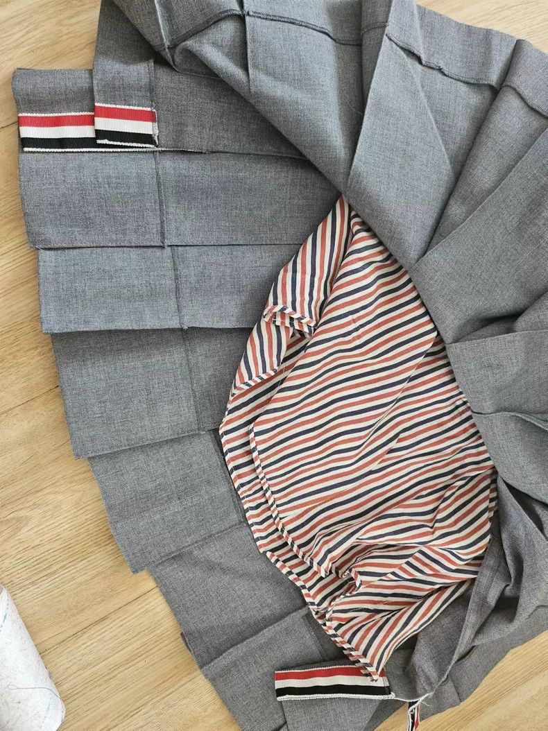 Thom Browne Thom Browne A hundred-and-a-half-length skirt Size 24" / US 00 / IT 34 - 6 Thumbnail