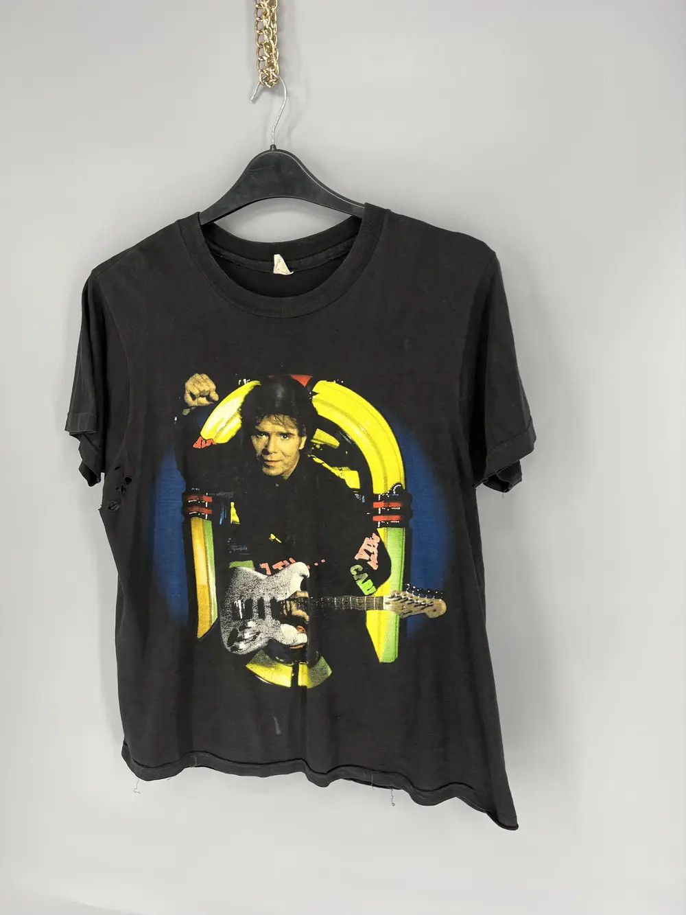 Band Tees Vintage 1994 CLIFF RICHARD Band Tour Rock T-shirt Streetwear Size US M / EU 48-50 / 2 - 3 Thumbnail
