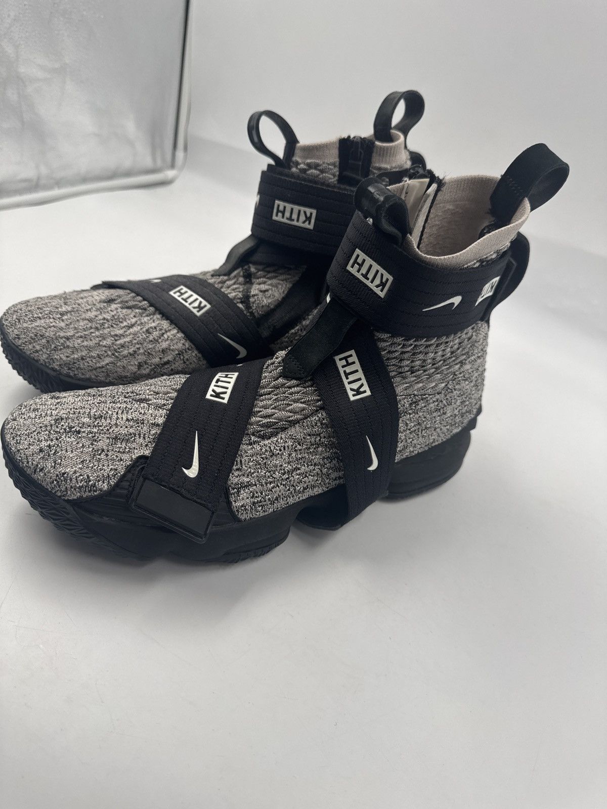 Nike LeBron 15 XV Lifestyle Kith Concrete