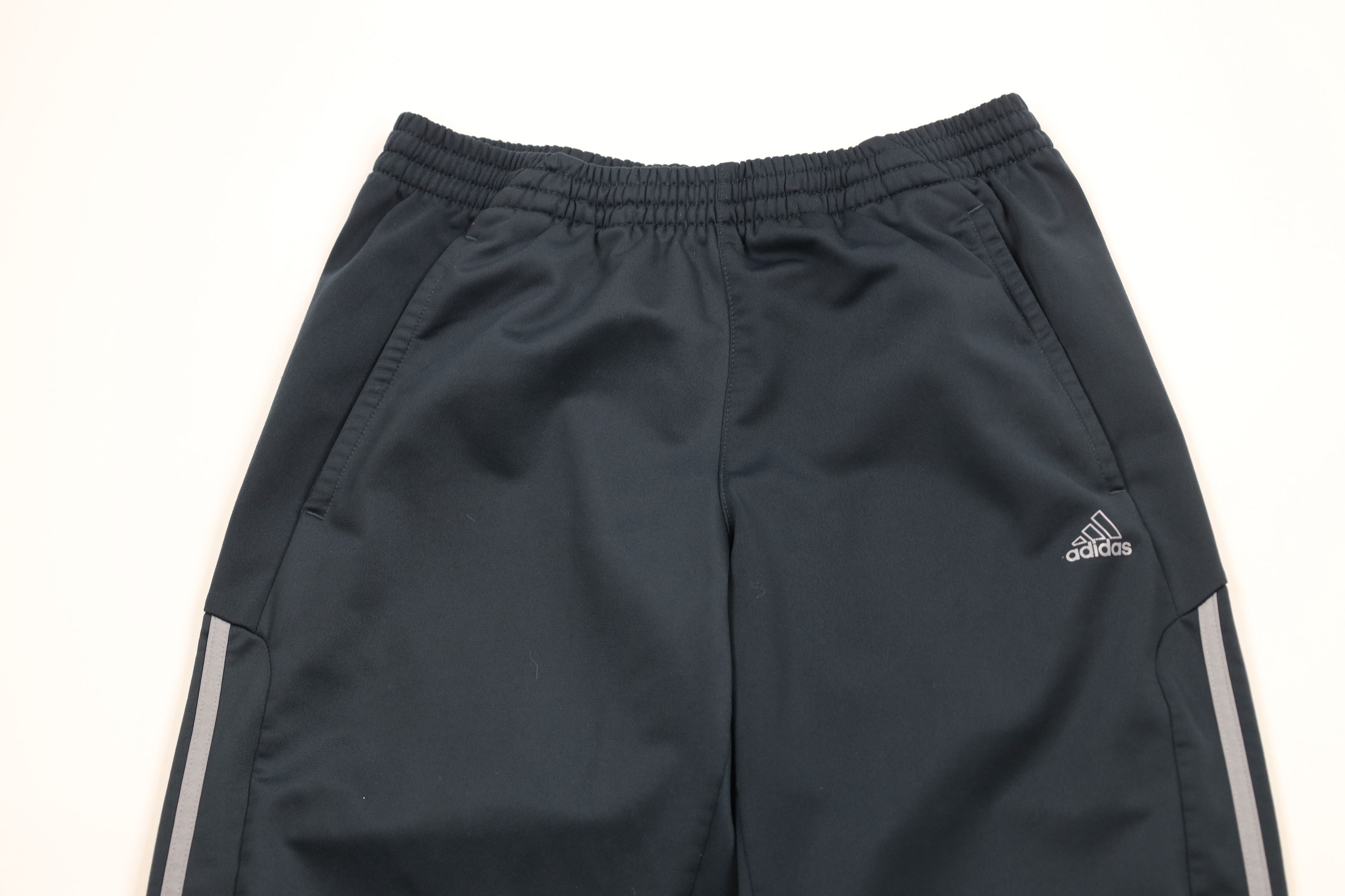 Adidas × Vintage Vintage Adidas Soccer Champions League Wide Leg Sweatpants Size US 32 / EU 48 - 2 Thumbnail