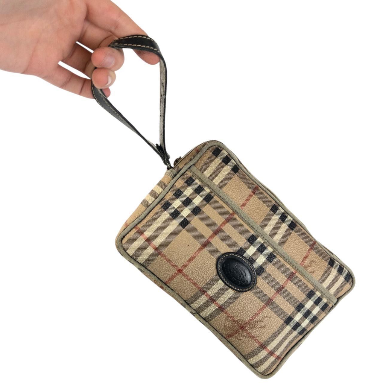 Burberry Vintage Burberry Nova Check Travel Wash Bag Size ONE SIZE - 5 Thumbnail