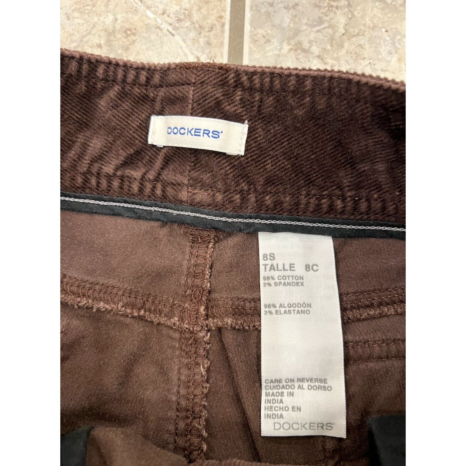 Dockers Womens DOCKERS Pants Bootcut Corduroy Brown 8 SHORT Inseam 29in Flat Front Pockets Slimming Stretch Casual Vintage: No? Size 30" / US 8 / IT 44 - 7 Thumbnail