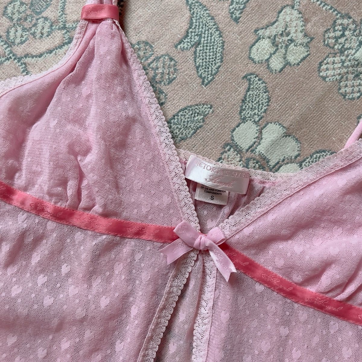 Victoria's Secret Victoria’s Secret Pink Heart Mesh Camisole (S) Size S / US 4 / IT 40 - 13 Thumbnail